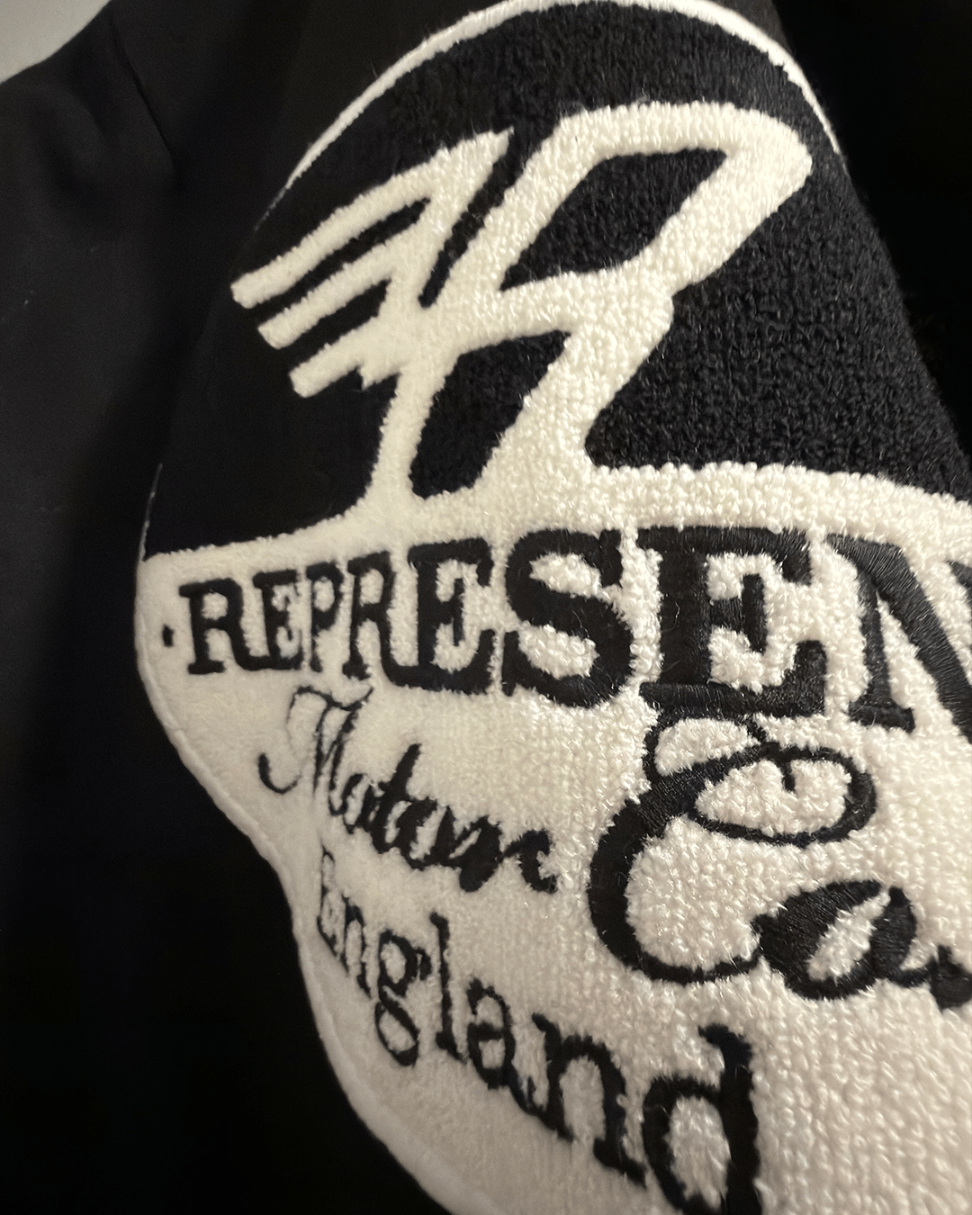 Represent Clo. FW22 Racing Team Varsity Jacket Size US XXL / EU 58 / 5 - 6 Thumbnail