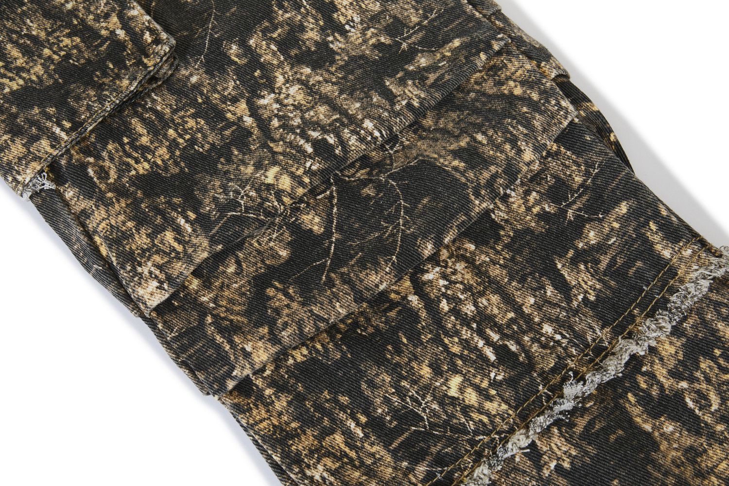 Japanese Brand Maple Leaf Cargo Pants Tassels Distressed Camouflage Jeans Size US 31 - 7 Thumbnail