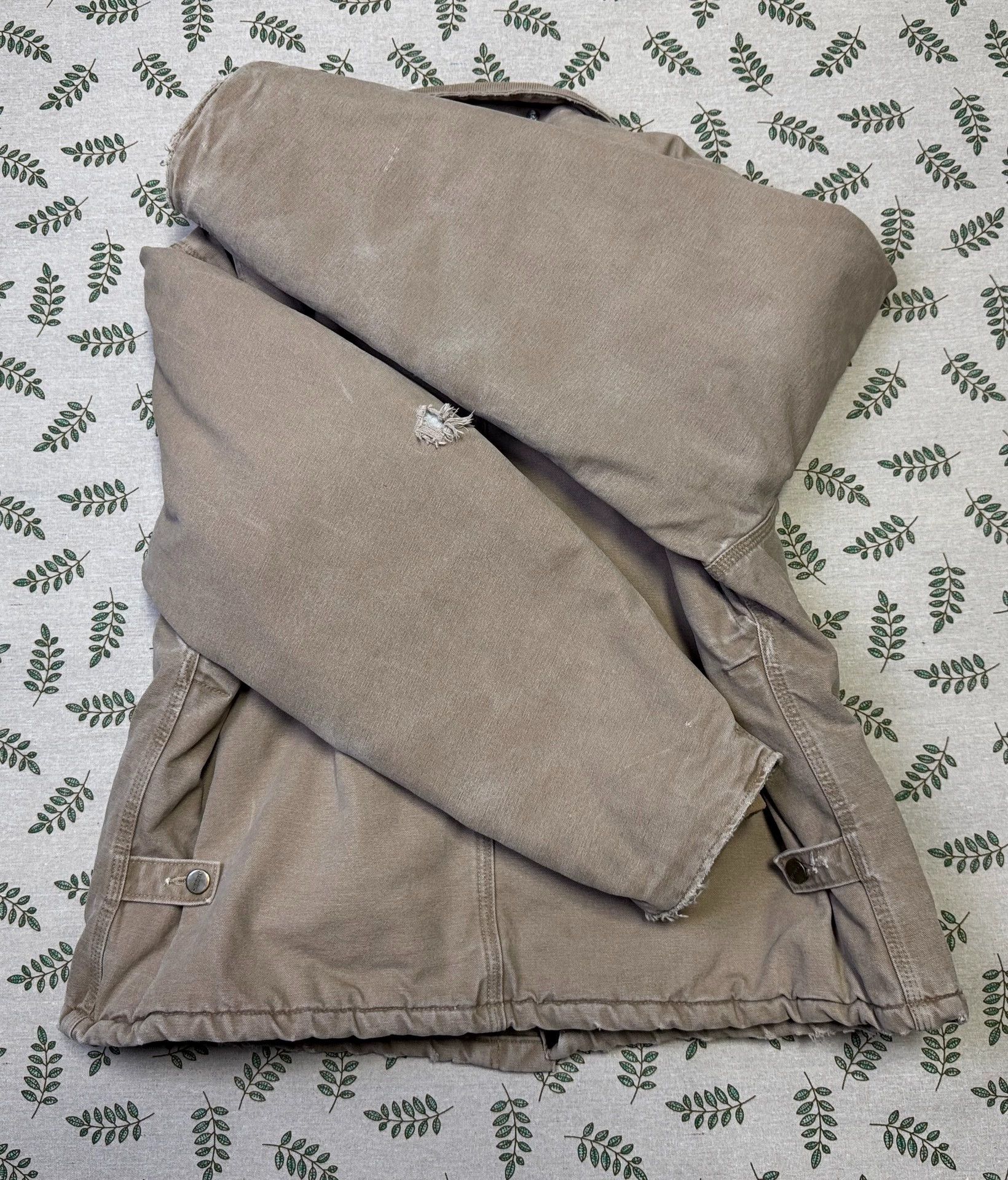 Carhartt Vintage Carhartt J22 Sand XL Heavy Washed USA Jacket Size US XL / EU 56 / 4 - 6 Thumbnail