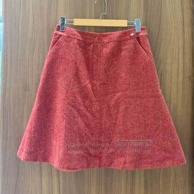 Chanel Chanel Red woollen skirt Size 27" / US 4 / IT 40 - 1 Thumbnail