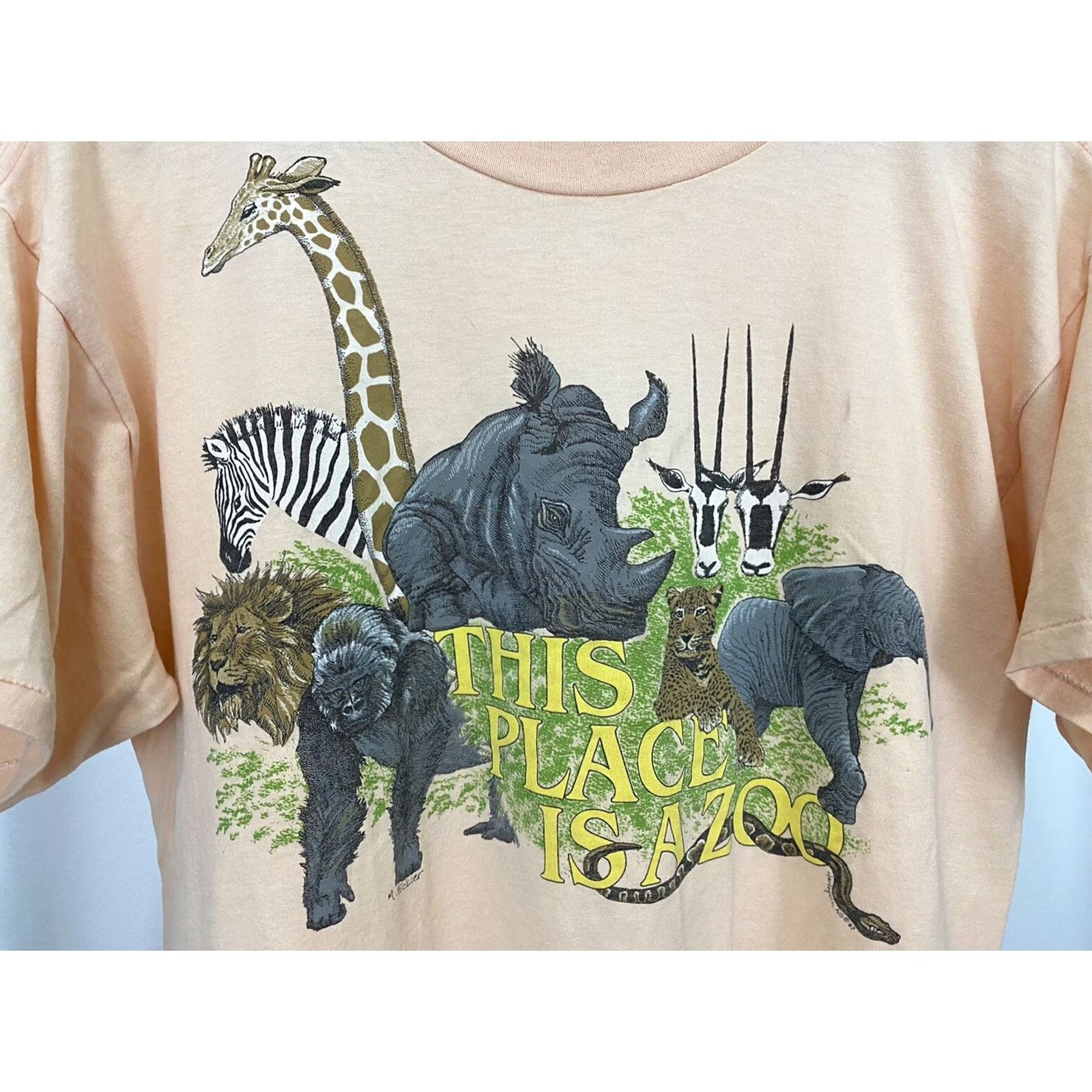 Vintage VTG 80s North Carolina Zoological Park This Place Is A Zoo Peach T-Shirt L USA Mens Harlequin Size US L / EU 52-54 / 3 - 5 Thumbnail