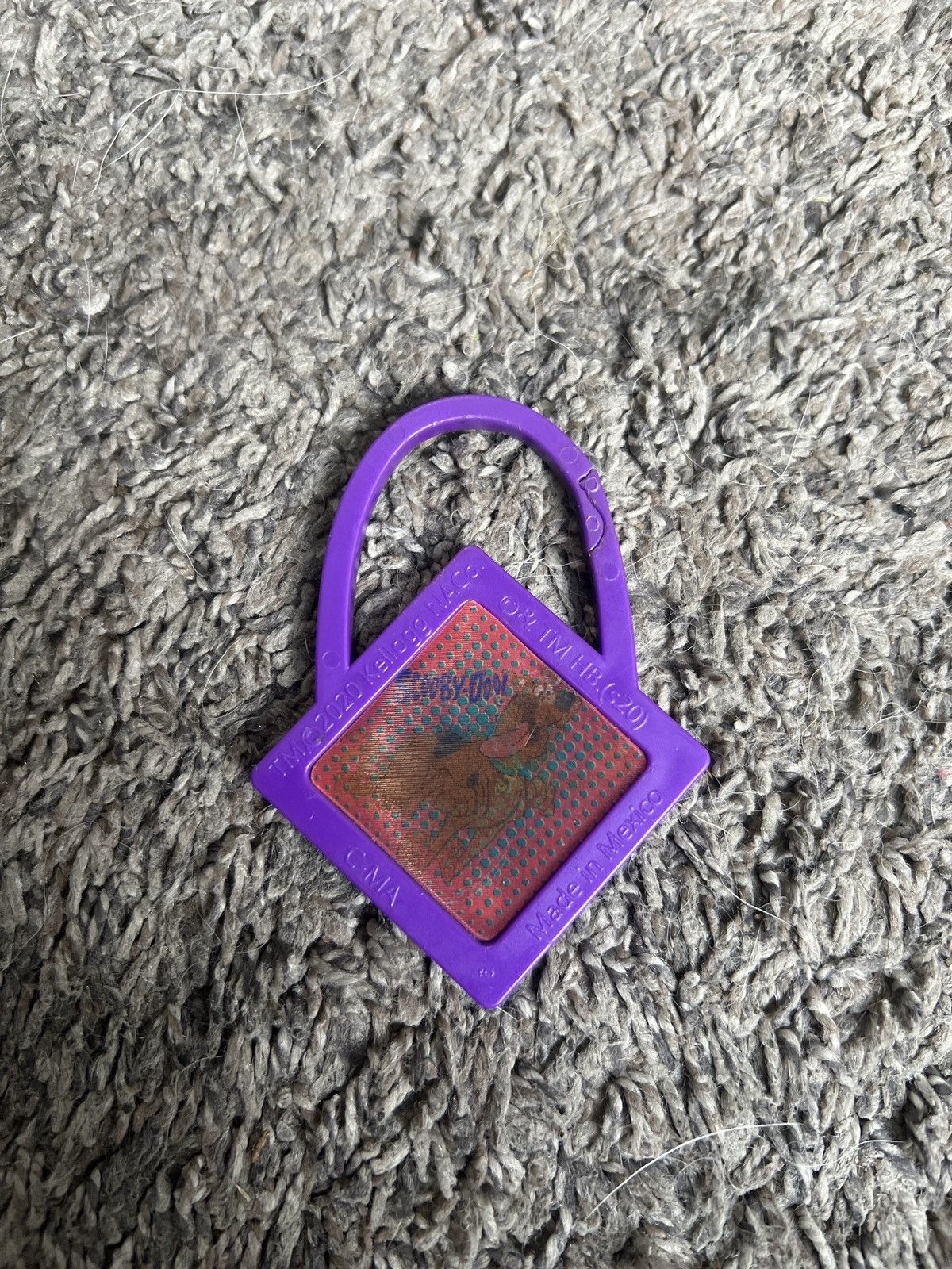 Hypebeast 2020 Kellogg Scooby-Doo Holographic Keychain Size ONE SIZE - 1 Thumbnail