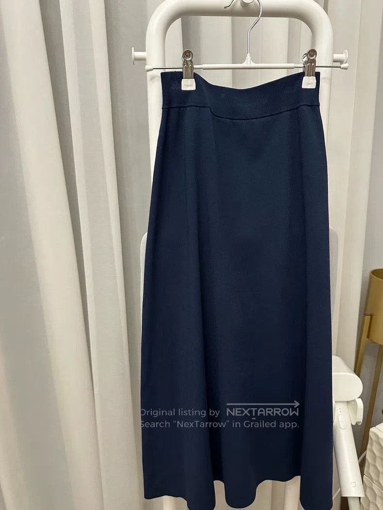 The Row The row size xs Knitted fabric skirt Size 22" - 1 Thumbnail