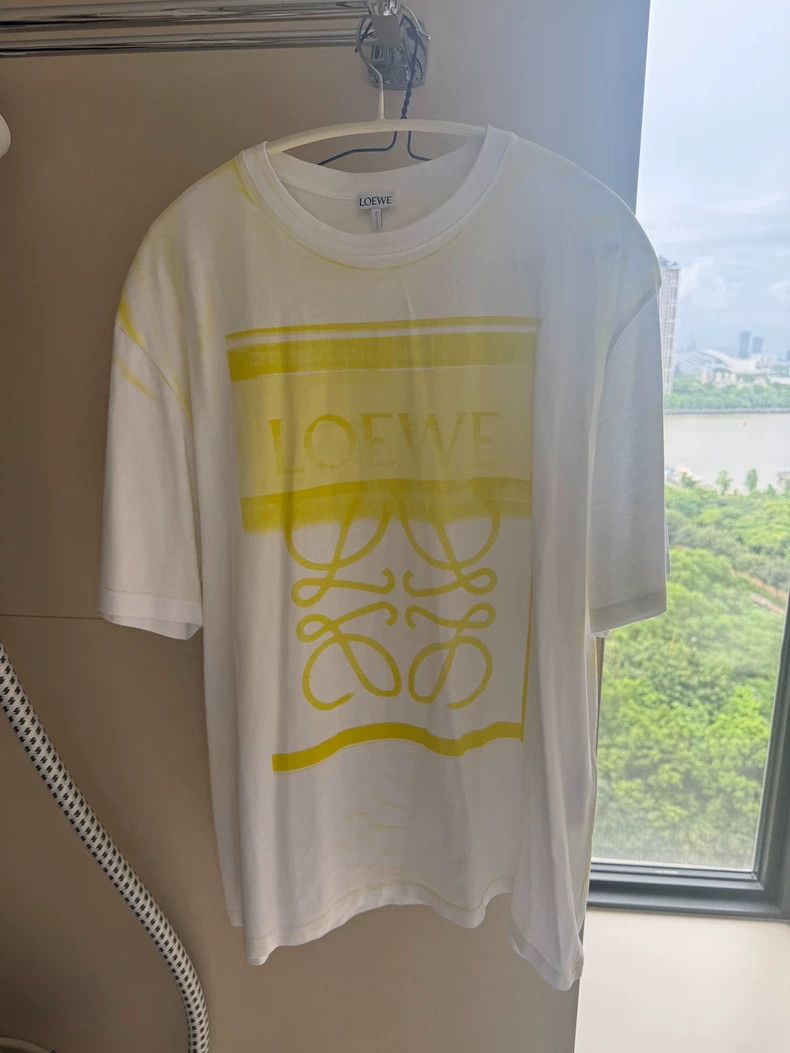 Loewe LOEWE White short sleeves Size S / US 4 / IT 40 - 1 Thumbnail