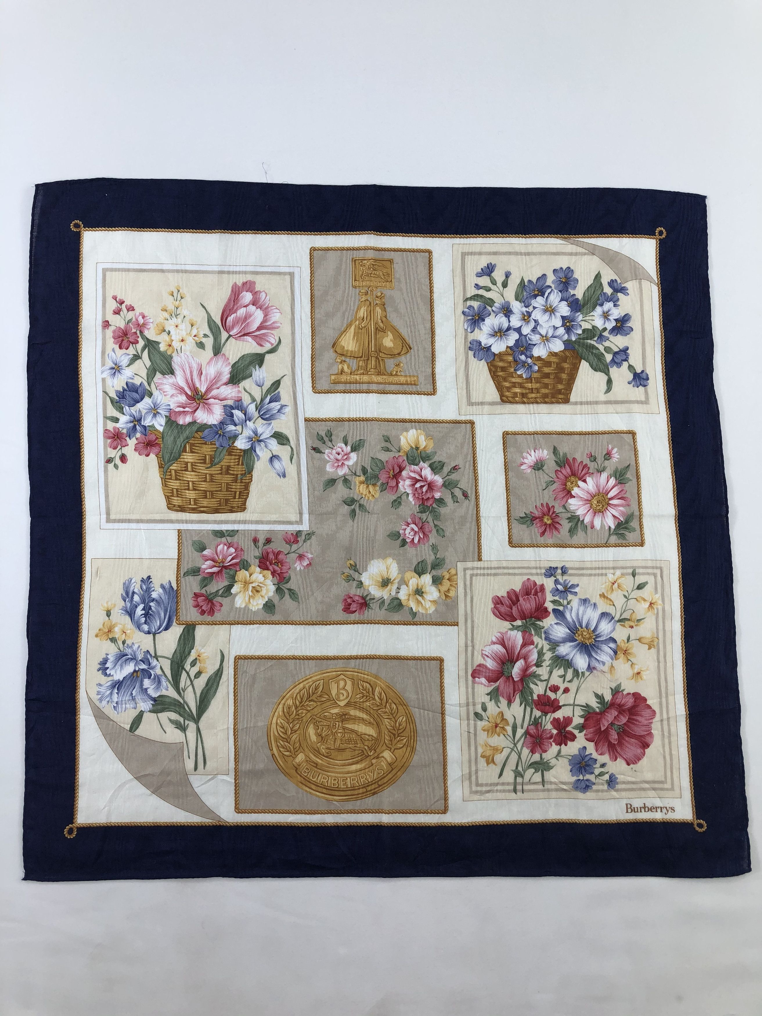 Burberry Burberrys Handkerchief / Bandana / Neckerchief Size ONE SIZE - 2 Thumbnail