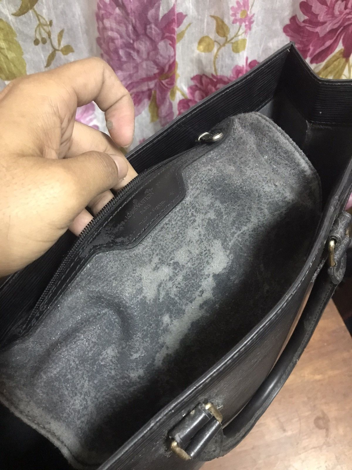 Louis Vuitton × Vintage Authentic Louis Vuitton Epi Sac Plat Handbag Size ONE SIZE - 11 Thumbnail