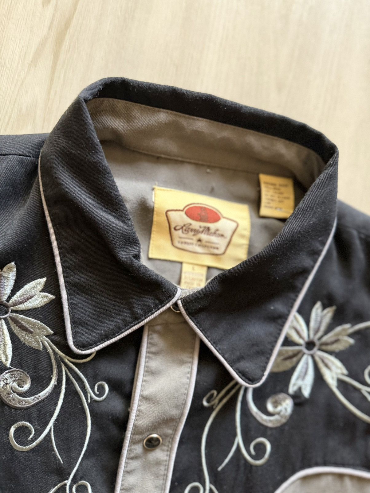 Larry Mahan Larry Mahan Cowboy Collection Western Pearl Snap Sz L Size US L / EU 52-54 / 3 - 3 Thumbnail