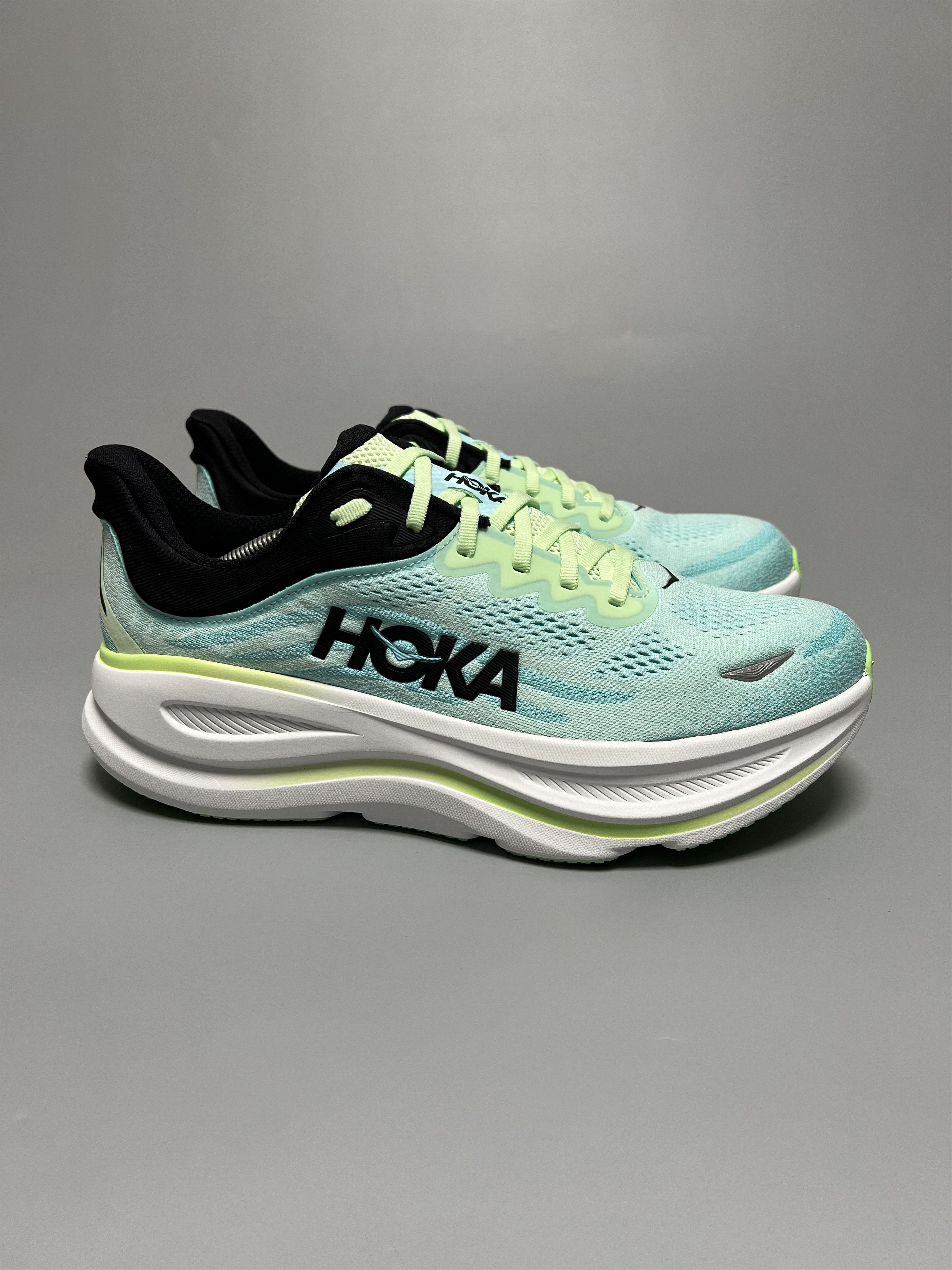 Hoka US 11D Hoka One One Bondi 9 Running Shoes Walking Size US 11 / EU 44 - 2 Thumbnail