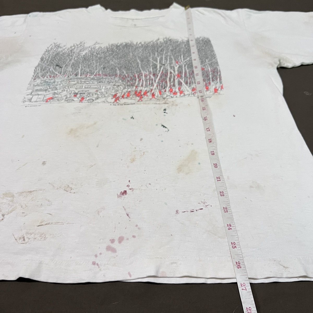 Vintage Vintage 90s B Johnson Tee A Day in the Wilderness Thrashed Size US L / EU 52-54 / 3 - 14 Thumbnail