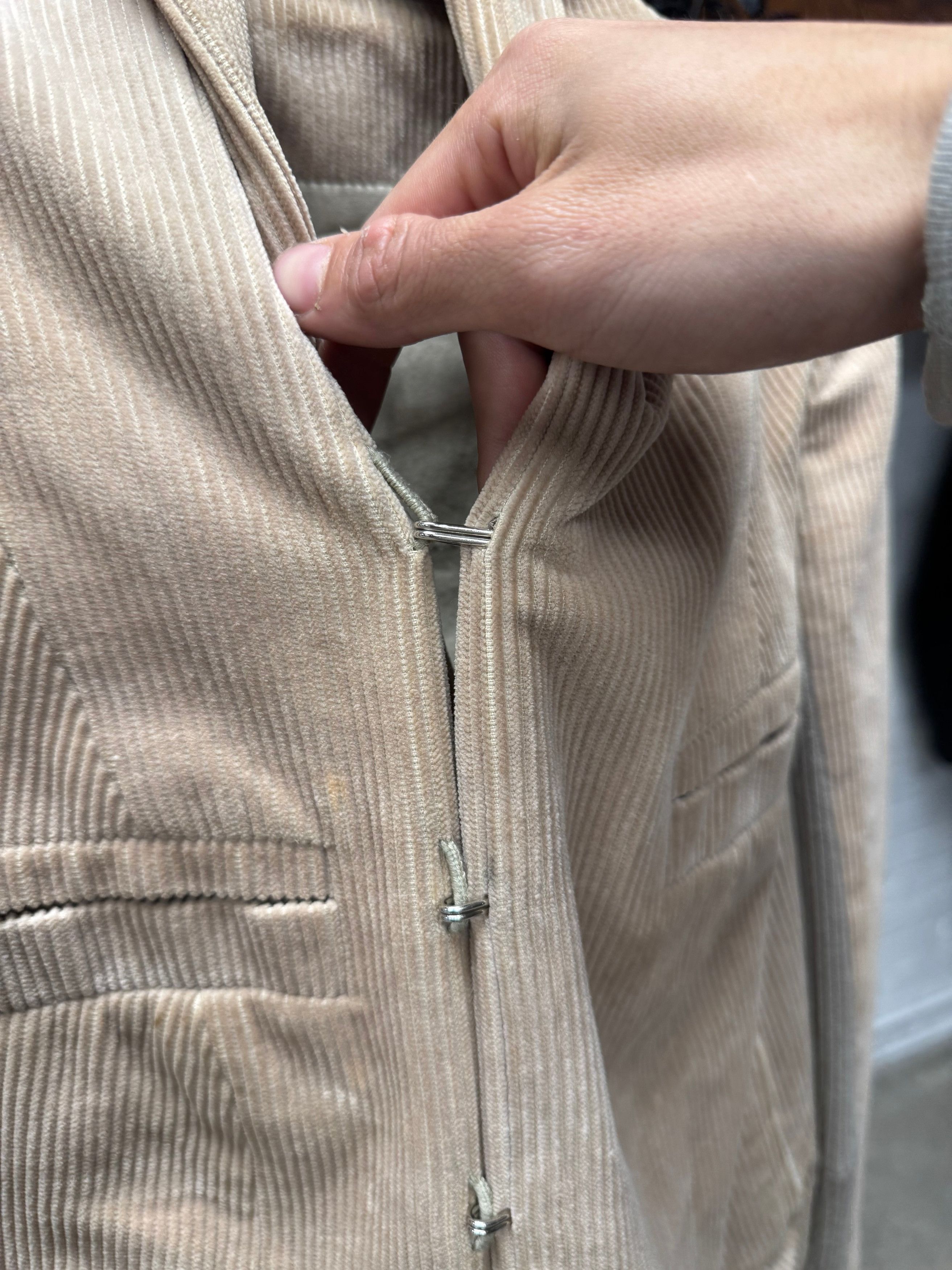 Rick Owens Rick Owens O&M Era ‘Hook n Eye Closure’ Corduroy Jacket Size US XS / EU 42 / 0 - 3 Thumbnail