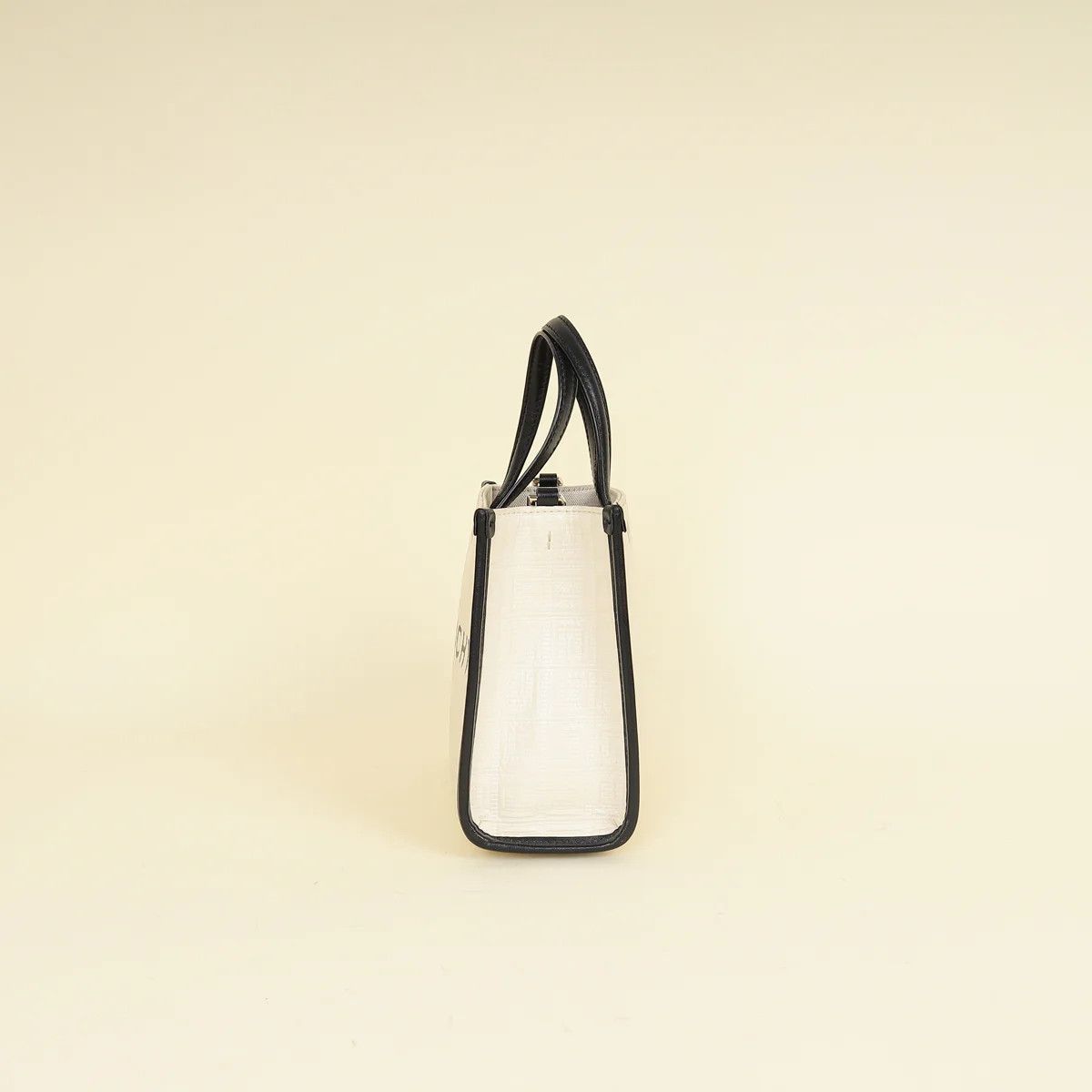 Givenchy o1w1db10126 Size: One Size / Bag in Beige Size ONE SIZE - 3 Thumbnail