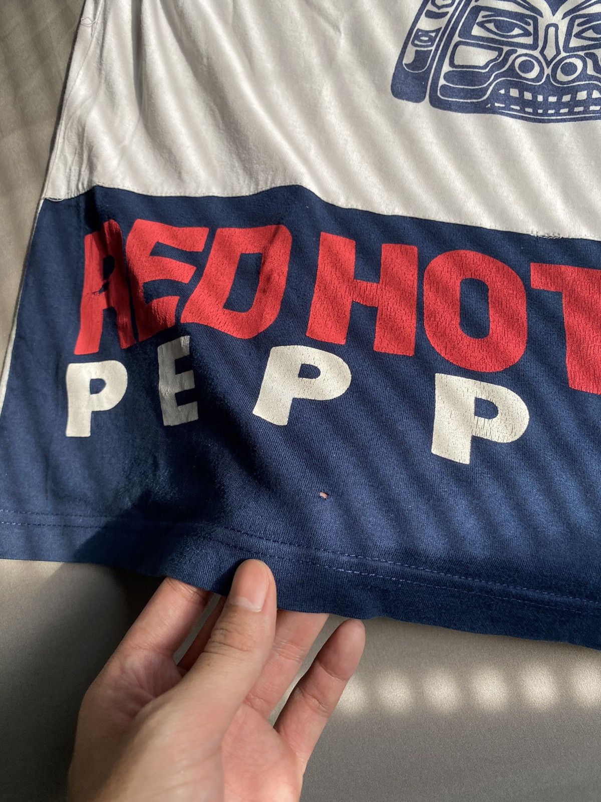 Band Tees × Vintage RARE Red Hot Chili Peppers Tshirt Bootleg 90s Size US XL / EU 56 / 4 - 9 Thumbnail