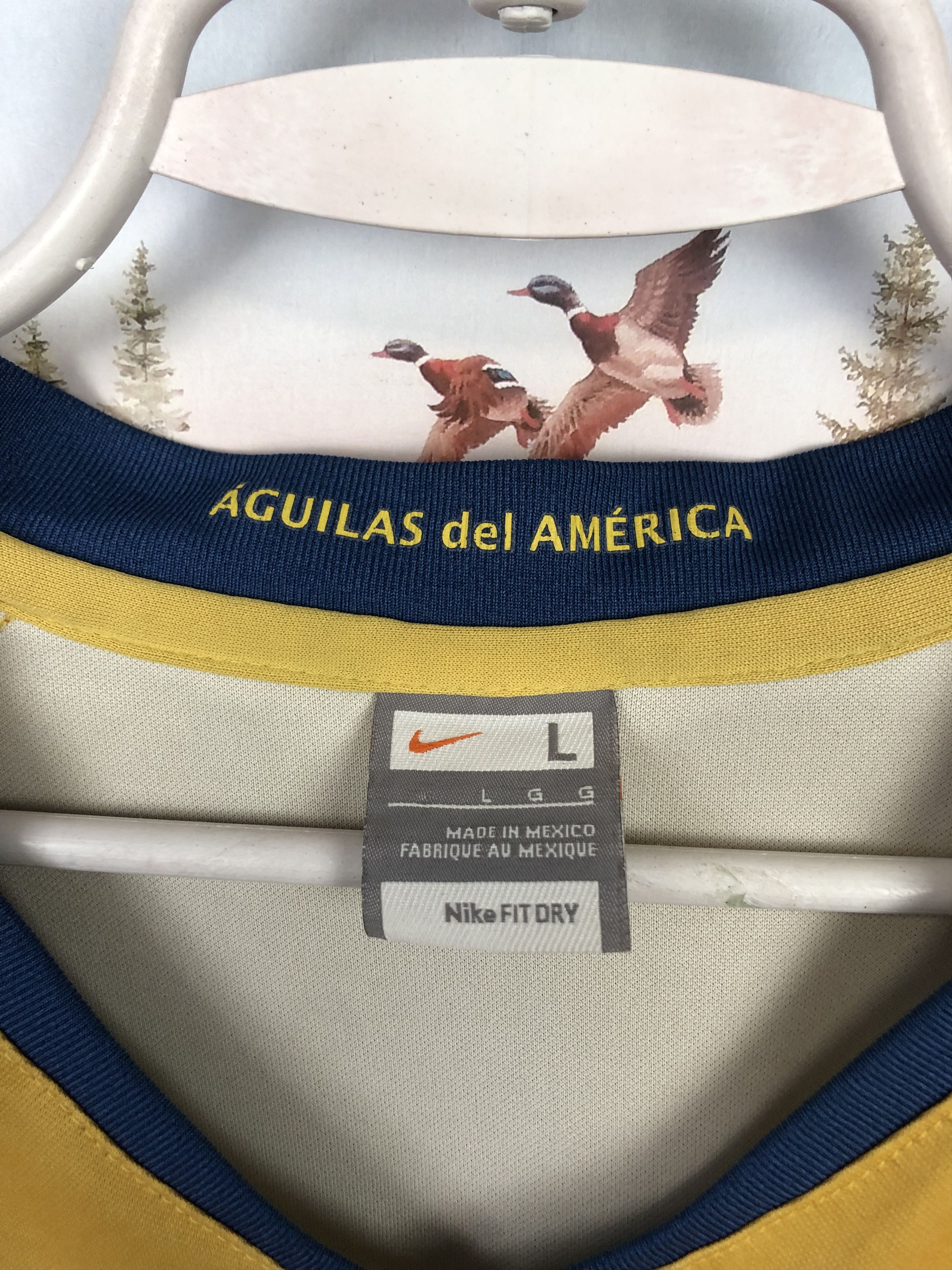 Nike Club America football shirt 2007 Soccer Nike Jersey Tee Size US L / EU 52-54 / 3 - 8 Thumbnail