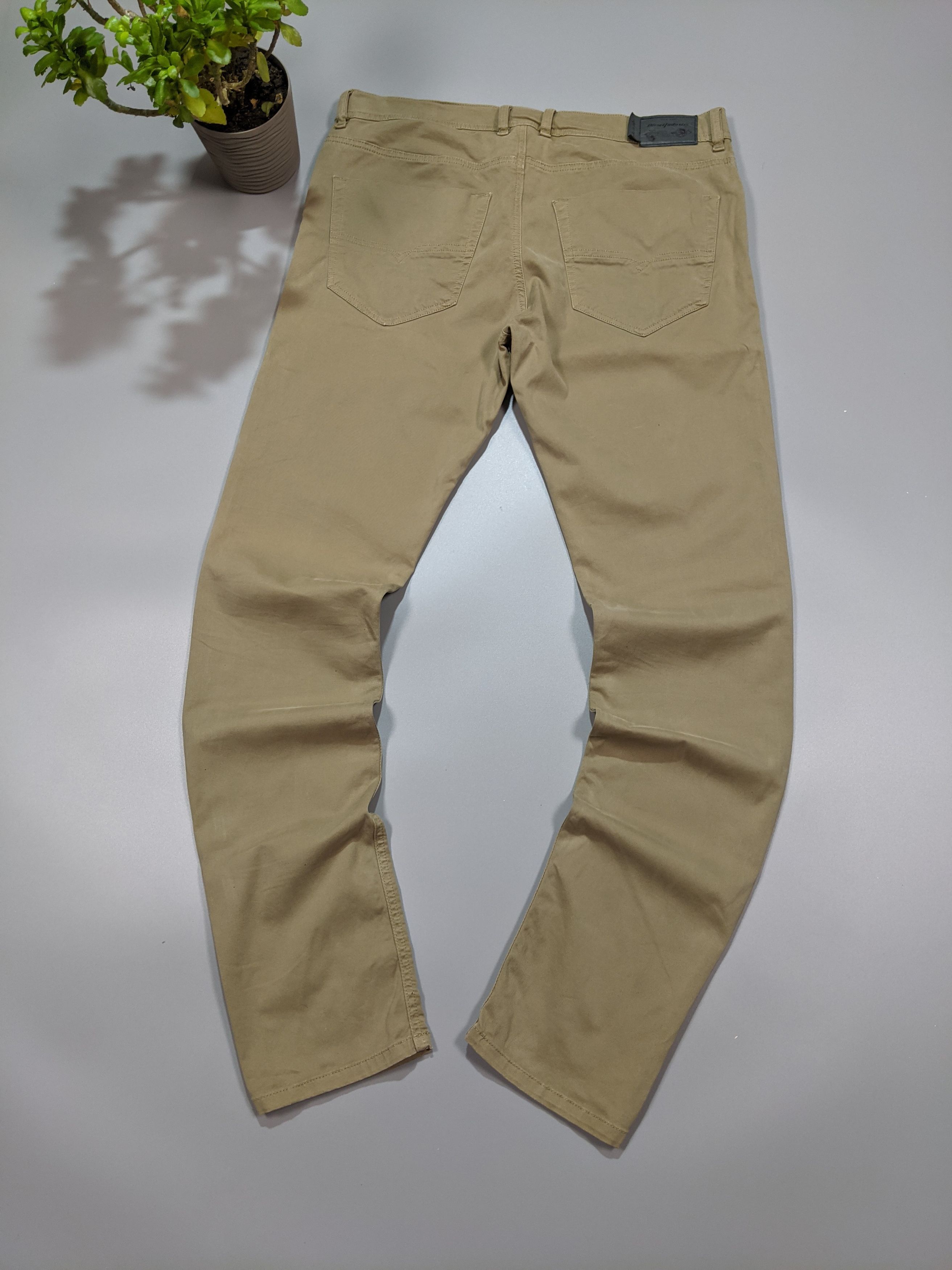 Diesel × Vintage VIntage DIESEL Mens Biege Pants W33 L33 Made in Italy Size US 33 - 5 Thumbnail