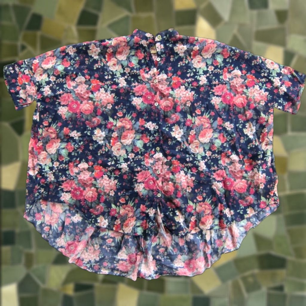 Vintage VINTAGE Papinelle Cotton Lightweight Pink Floral Button Down Oversized Short Sleeve Blouse S Size S / US 4 / IT 40 - 1 Thumbnail