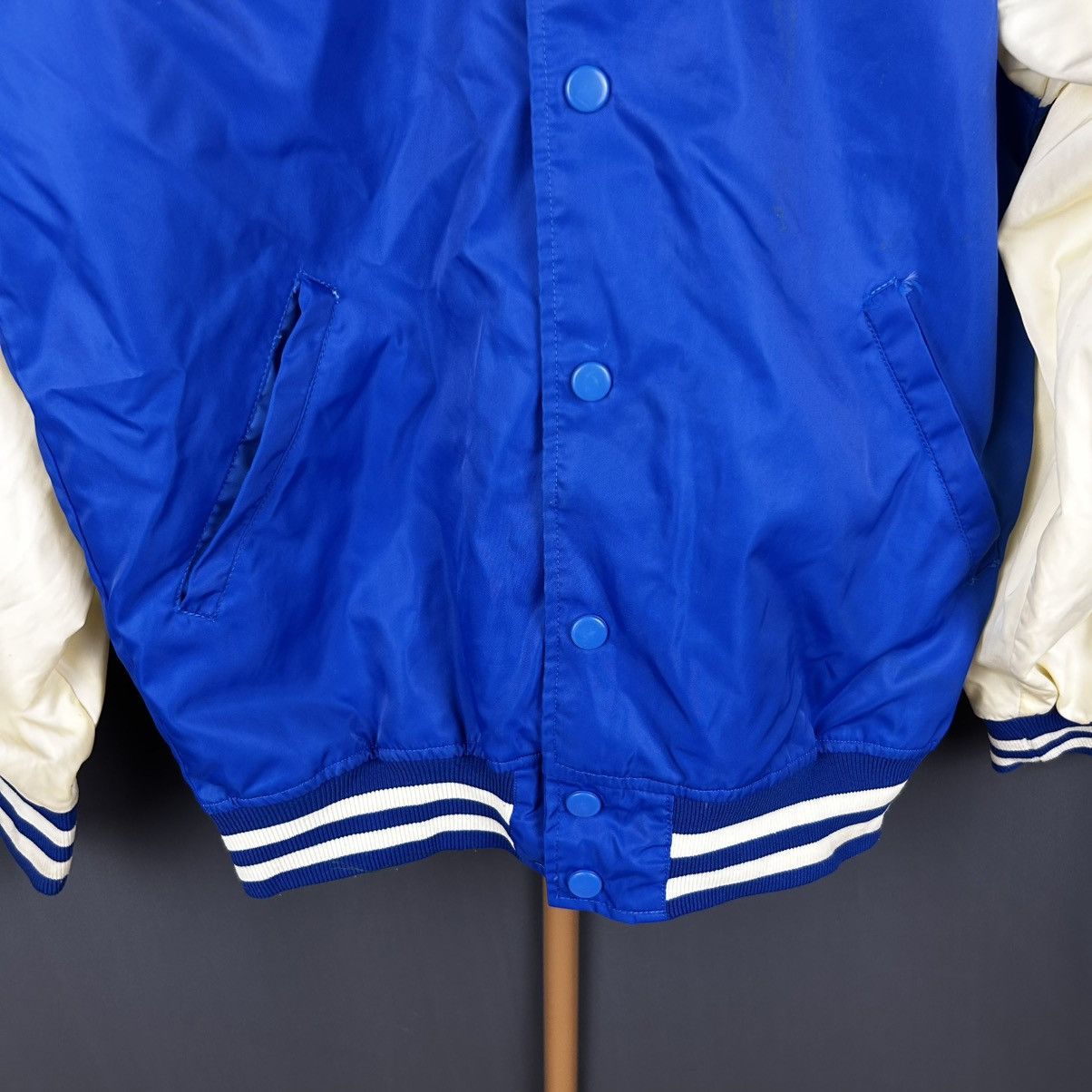 Vintage Vintage Decca Sportear Varsity Jacket Size US S / EU 44-46 / 1 - 4 Thumbnail