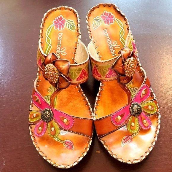 Designer Bamboo 54 Leather 2" Heeled Sz. 7 Thong Sandals Size US 7 / IT 37 - 1 Thumbnail