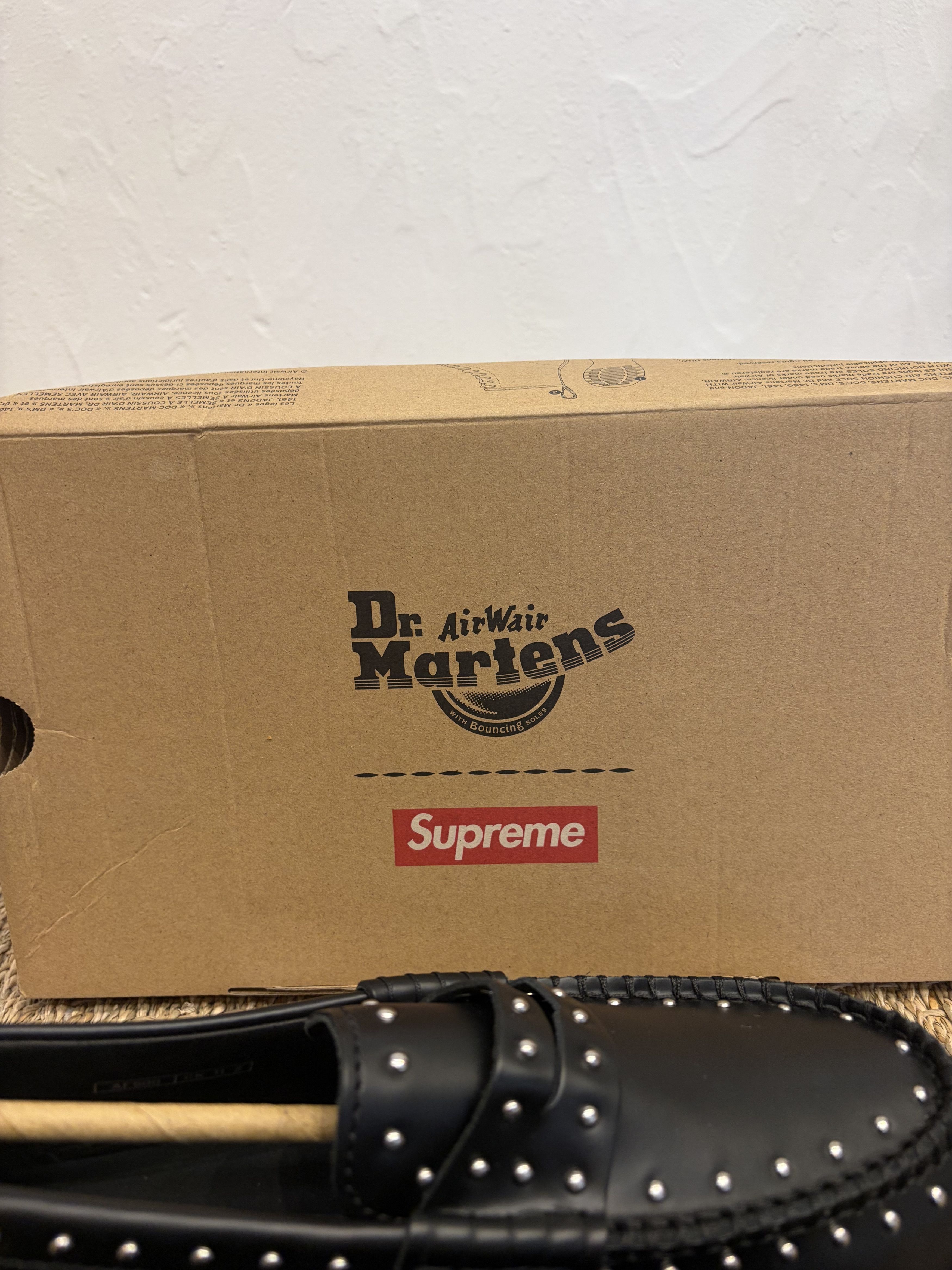 Dr. Martens × Supreme Mocassin en cuir noir Dr Martens x Supreme Size US 8 / EU 41 - 17 Thumbnail