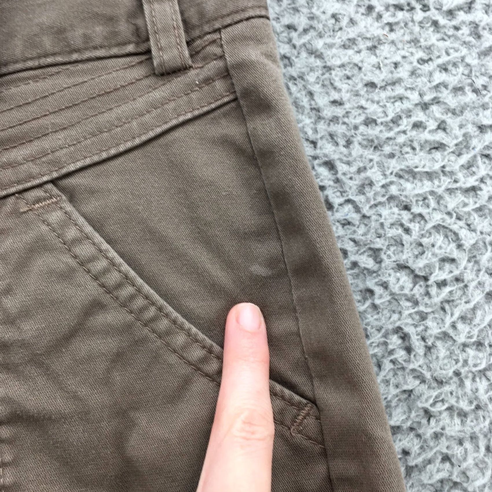 Banana Republic Banana Republic Utility Shorts Womens 0P Brown Cotton Blend Zip Casual Pockets Modern Rise 6.5-8.5in Inseam 3in Petite Boys/Girls Mens Womens Size 25" / US 0 / IT 36 - 6 Thumbnail
