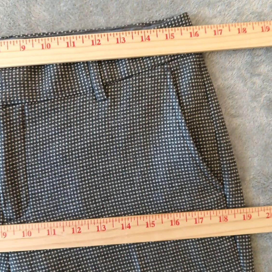 Banana Republic Banana Republic Dress Pants Womens Size 6 Gray Polka Dot Knit Lined Pockets Dress Pants Size 28" / US 6 / IT 42 - 3 Thumbnail