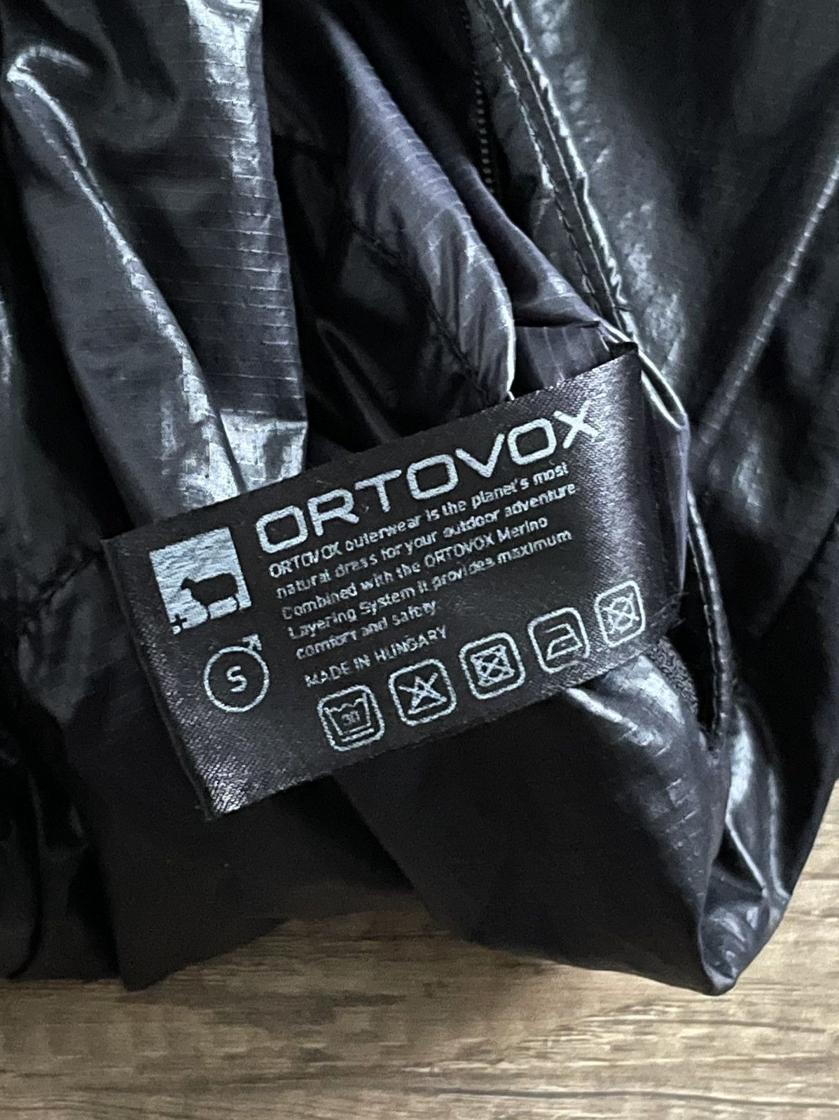 ORTOVOX Ortovox Reversible Thermo Jacket Midlayer ArcTeryx Style Size US S / EU 44-46 / 1 - 15 Thumbnail
