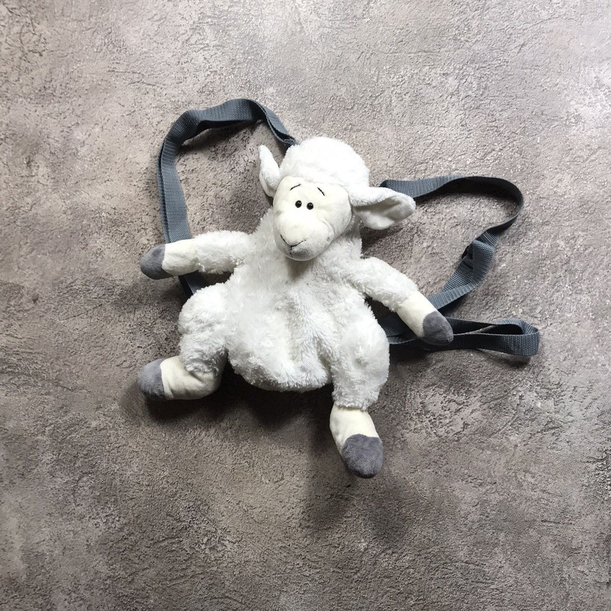 Vintage Vintage Y2K Lamb Plush Backpack Toy Streetwear Baggy Logo OS Size ONE SIZE - 2 Thumbnail