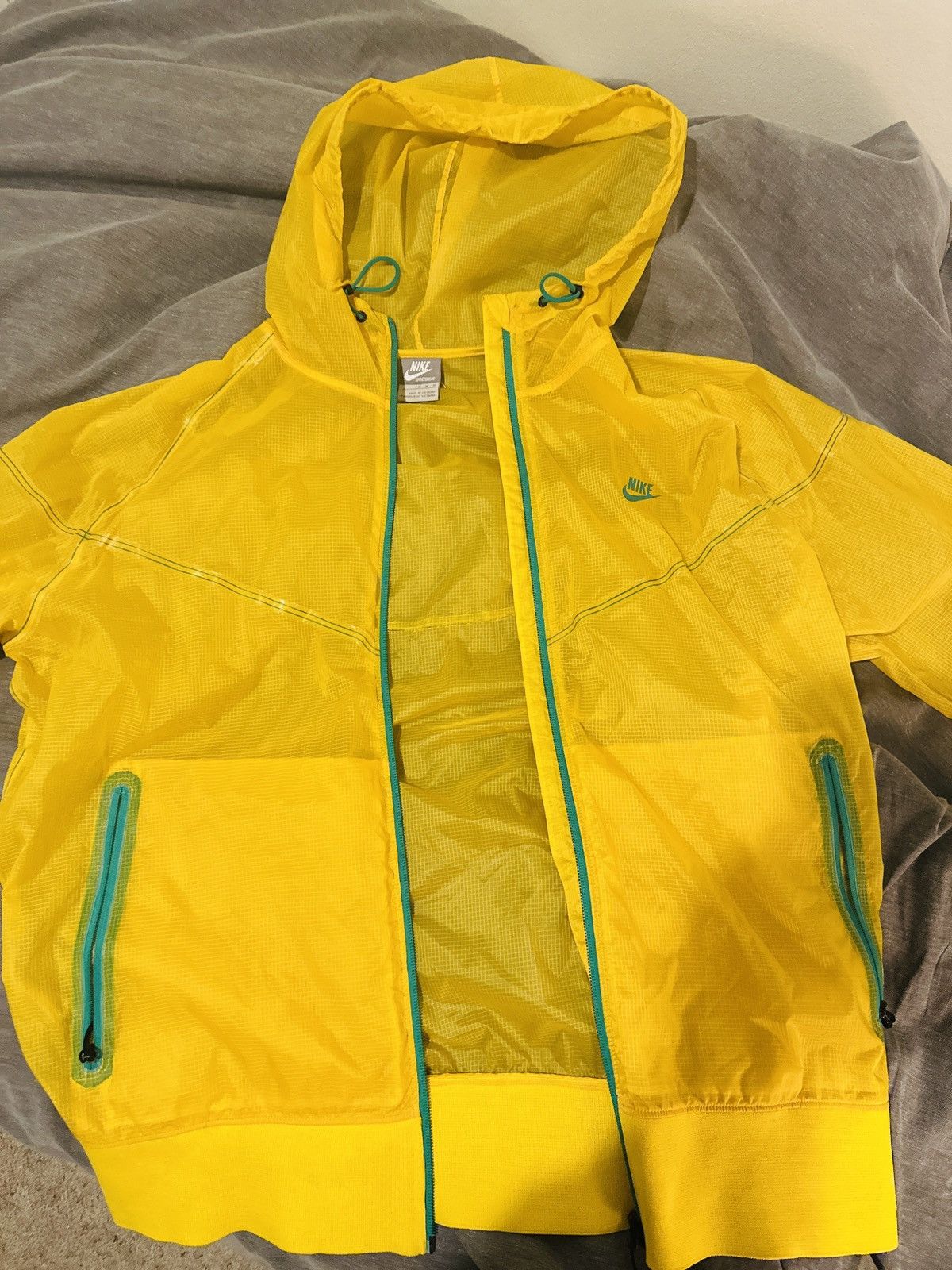 Nike Nike Windrunner Sportswear Jacket Yellow Aqua Blue 2009 Rare Size US M / EU 48-50 / 2 - 9 Thumbnail