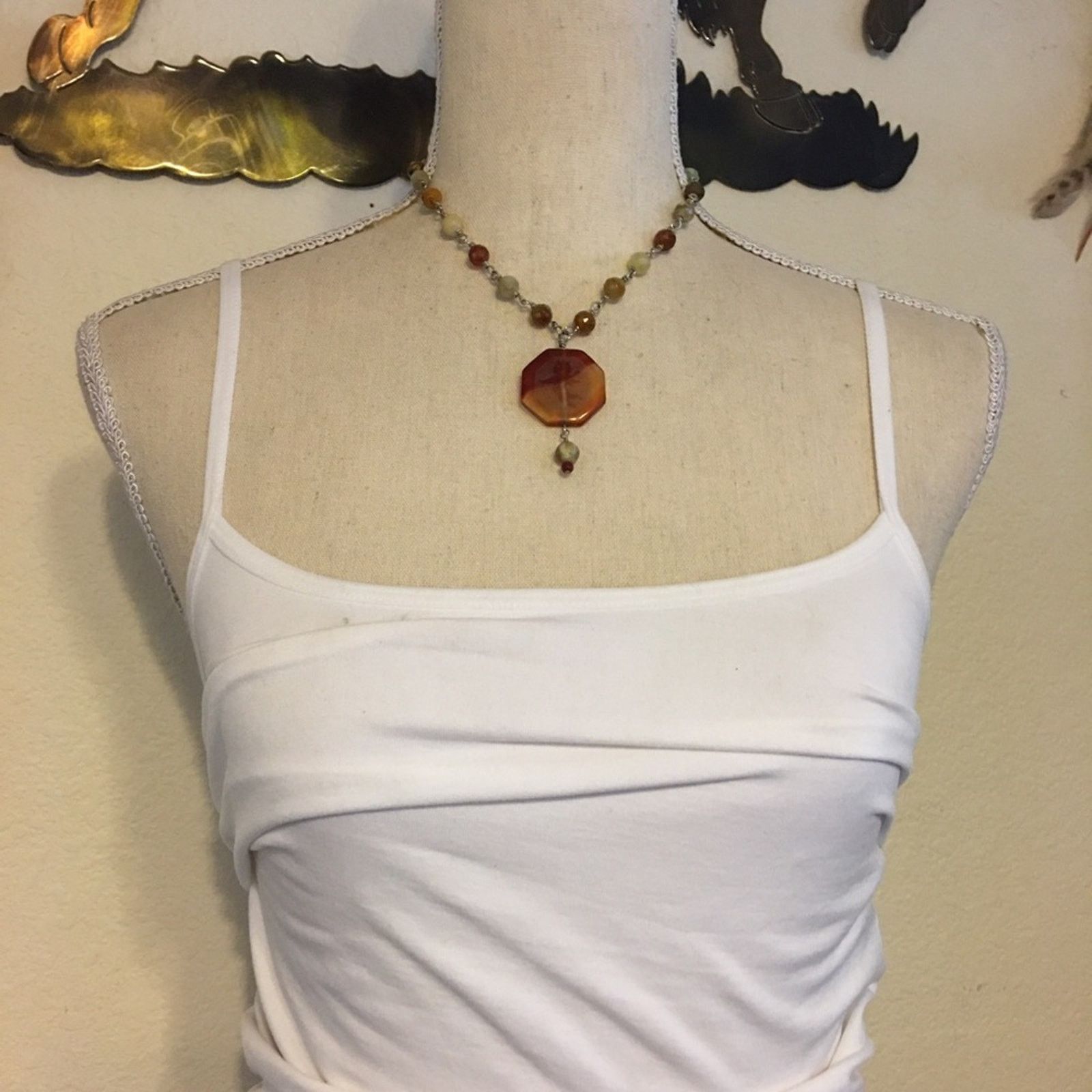 Jewelry Vintage natural stone angel medallion necklace Size ONE SIZE - 3 Thumbnail