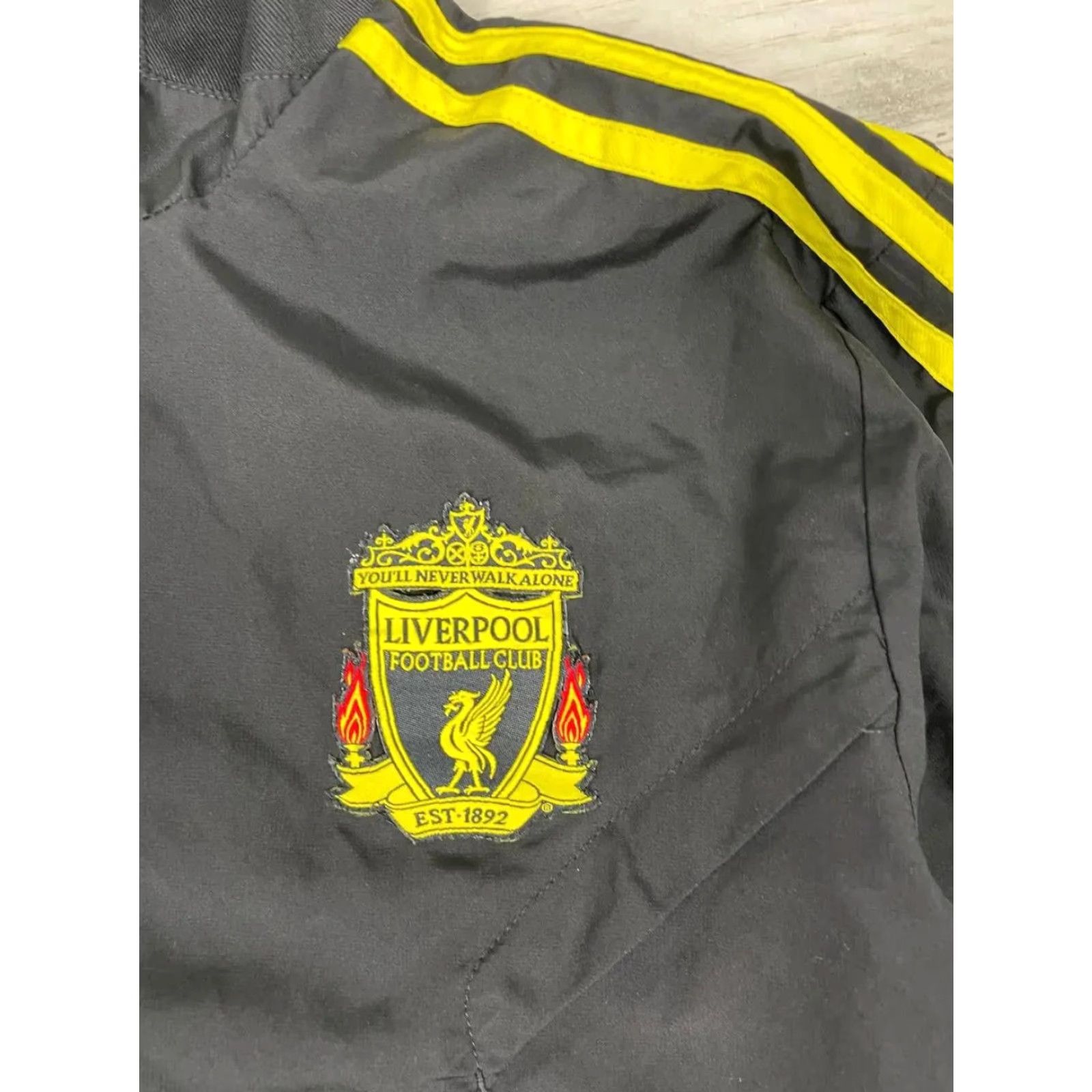 Adidas VINTAGE adidas Liverpool Tracksuit Jacket Pants Men Size M Black Size 40R - 6 Thumbnail
