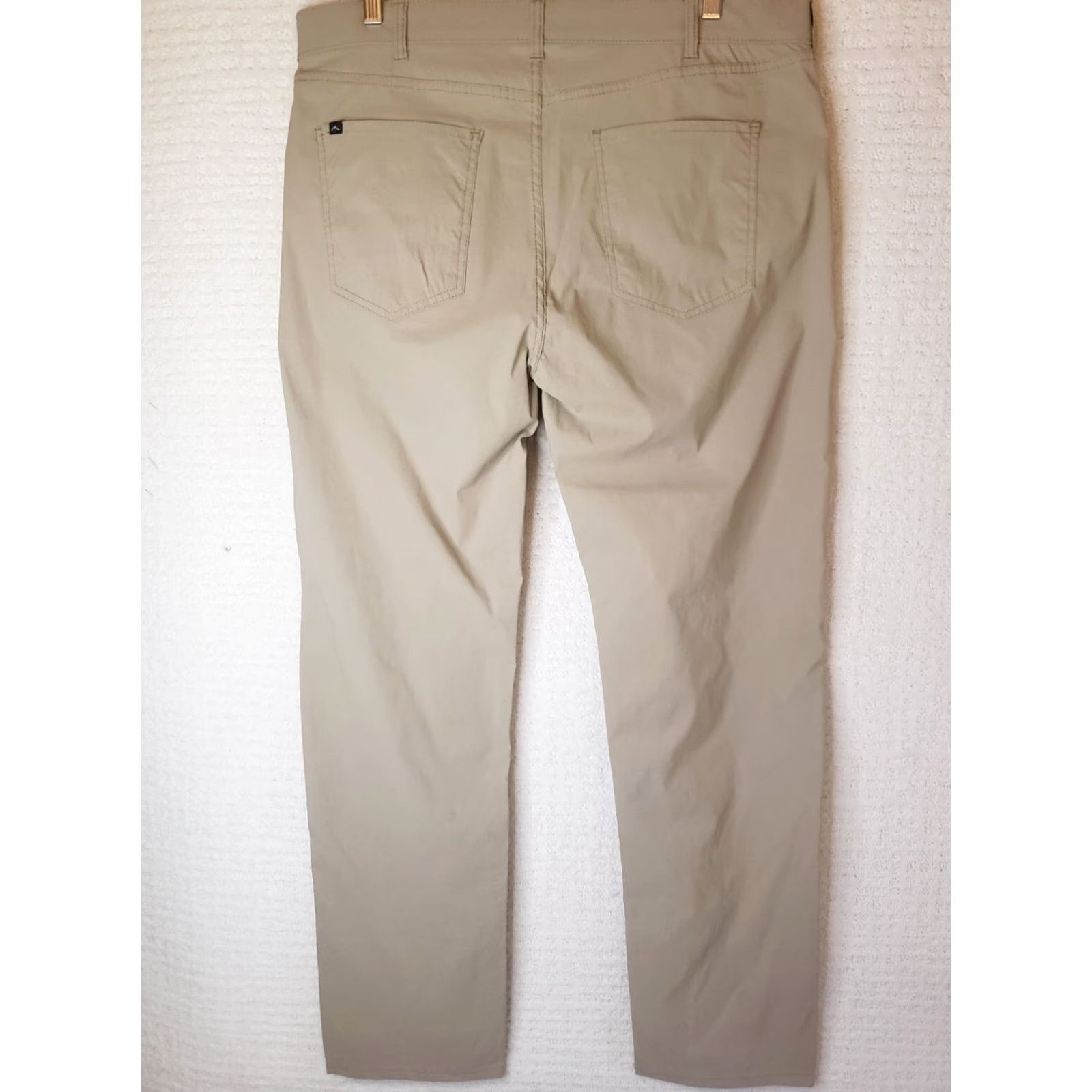 Vintage Denali Pants Mens 36x32 Khaki Nylon Stretchy Lightweight Outdoor Hiking Windbreaker 5-Pocket Beige Regular Mens Size US 36 / EU 52 - 4 Thumbnail