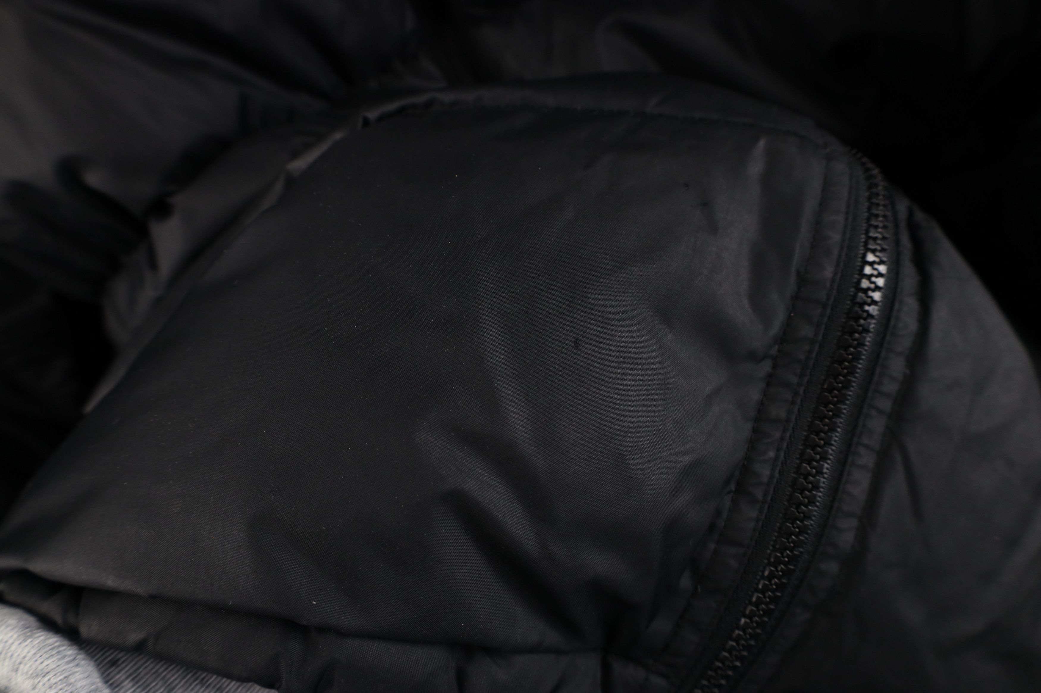 Gap Vintage 90s Gap Duck Down Hooded Puffer Jacket Black Size US XL / EU 56 / 4 - 6 Thumbnail