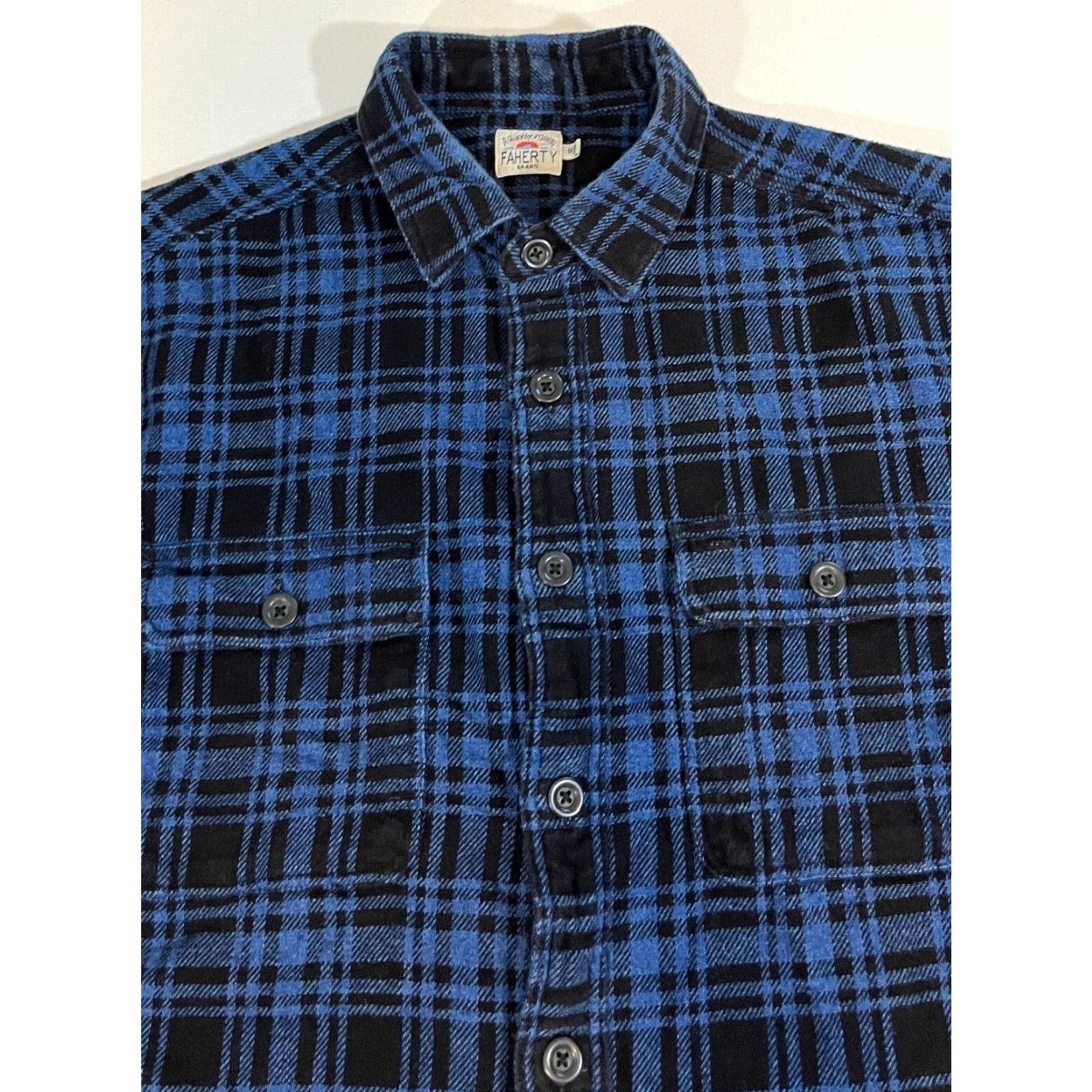 Faherty VINTAGE Faherty Indigo Workshirt Mens Button-Up Plaid Flannel Long Sleeve M Medium Cotton Indigo Night Plaid 90s Classic Pockets Men Size US M / EU 48-50 / 2 - 4 Thumbnail