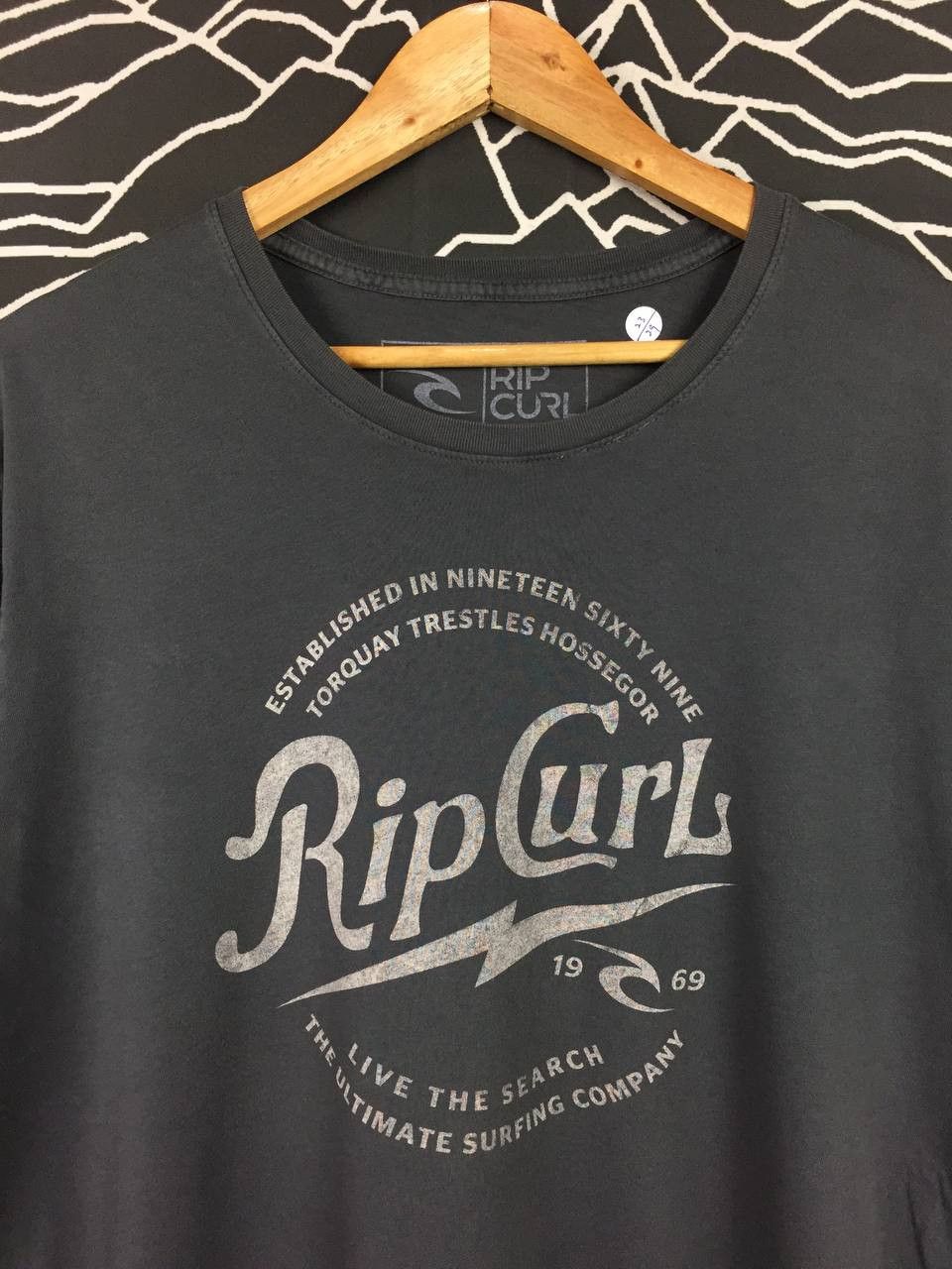 Rip Curl × Vintage Rip Curl The Ultimate Surfing Company Big Logo Tee Size US L / EU 52-54 / 3 - 3 Thumbnail