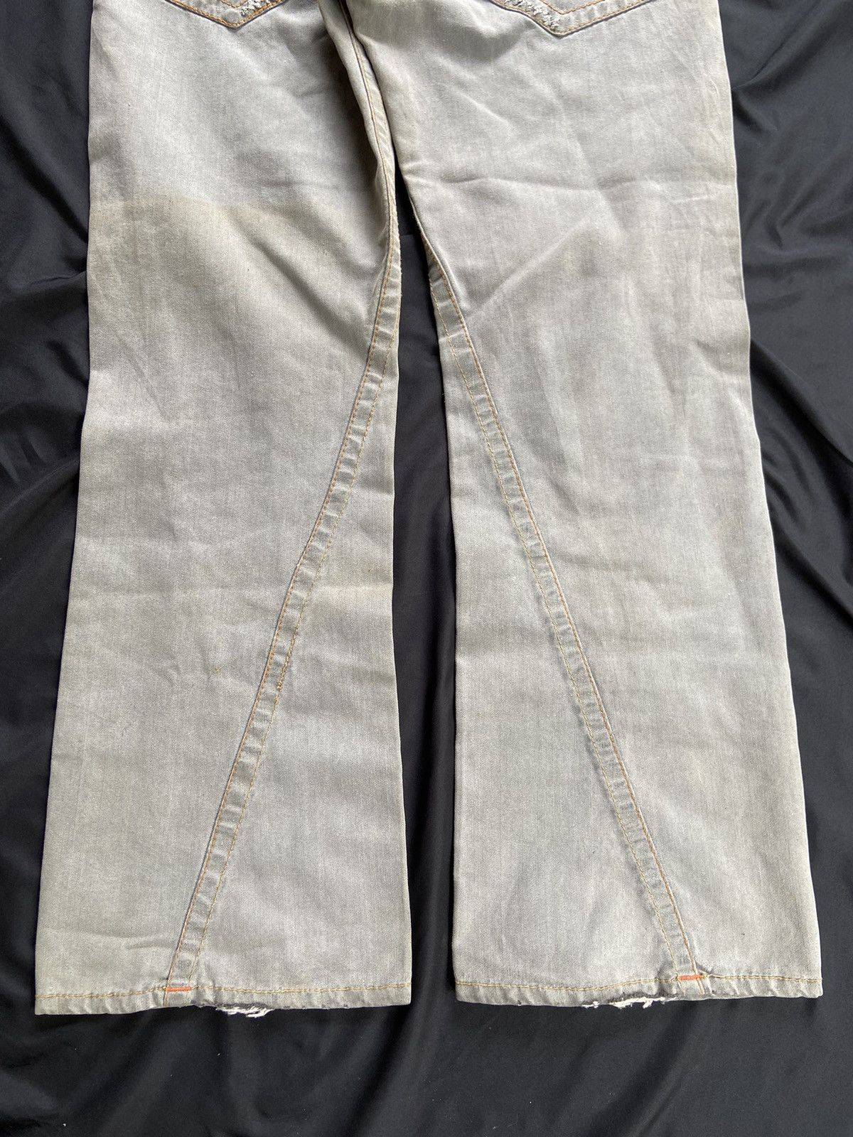 True Religion TRUE RELIGION FLARED DENIM Size US 31 - 16 Thumbnail