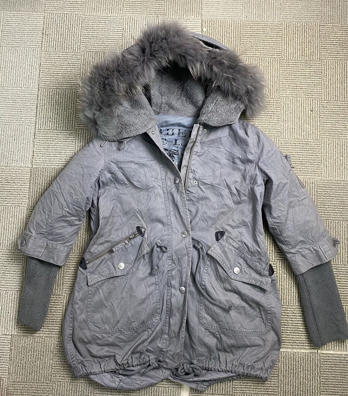 Burberry BURBERRY LONDON BLUE LABEL PARKA JACKET NICE STYLE Size S / US 4 / IT 40 - 3 Thumbnail