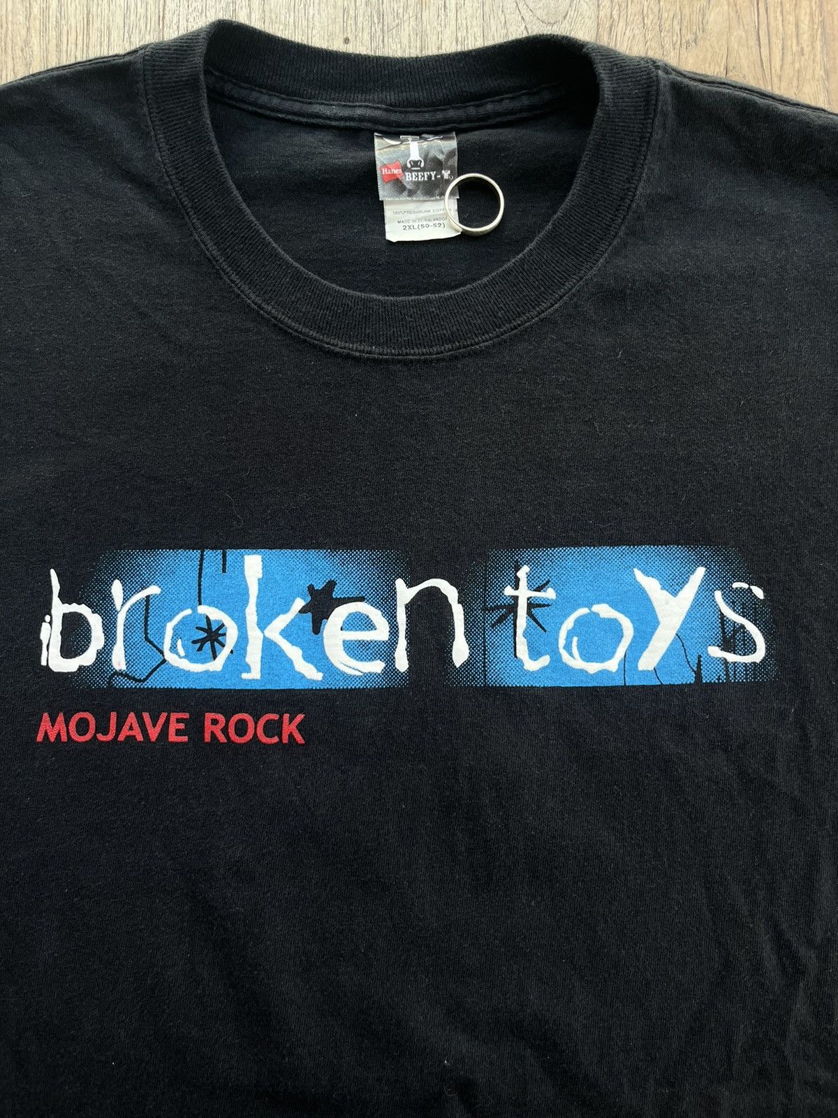 Band Tees × Vintage Vintage Broken Toys Mojave Rock 00’s Tshirt Size US XXL / EU 58 / 5 - 3 Thumbnail
