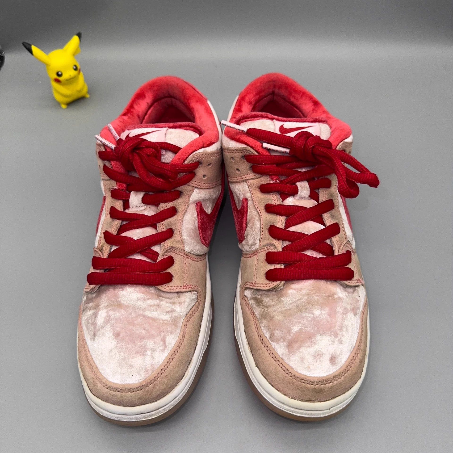 Nike Nike Dunk SB Valentine's Day Pink White Size US 8 / EU 41 - 2 Thumbnail