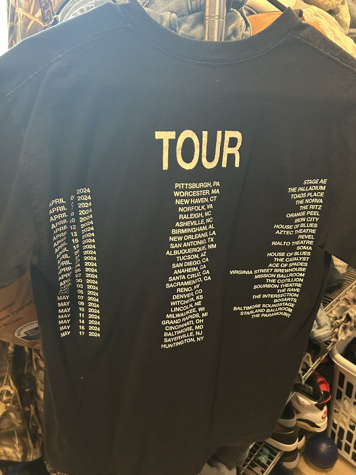 City Morgue City morgue bombs in the mail tour tee Size US S / EU 44-46 / 1 - 2 Thumbnail