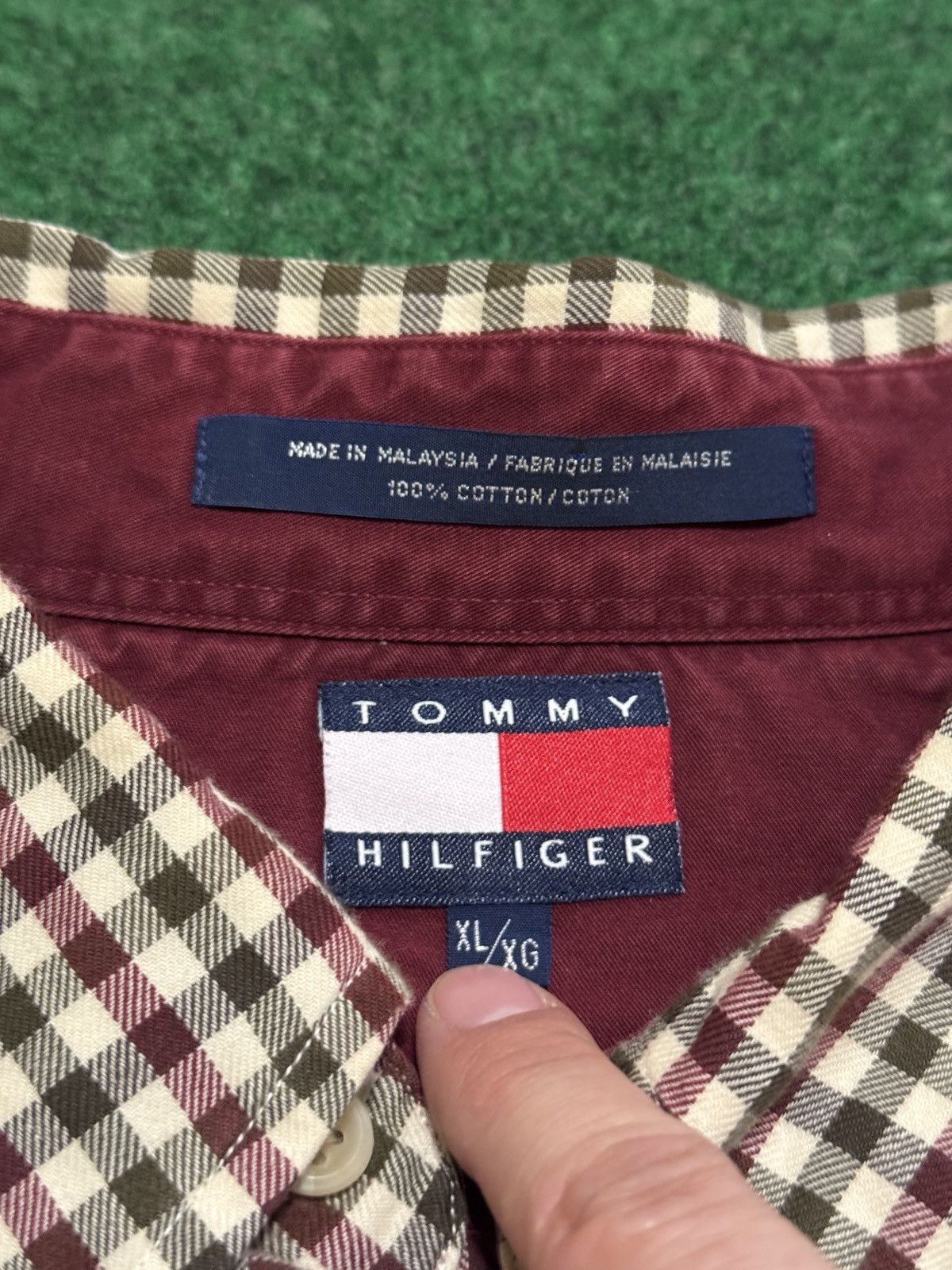 Tommy Hilfiger Tommy Hilfiger 90s Plaid Button Up Preppy XL Hip Hop Shirt Size US XL / EU 56 / 4 - 3 Thumbnail