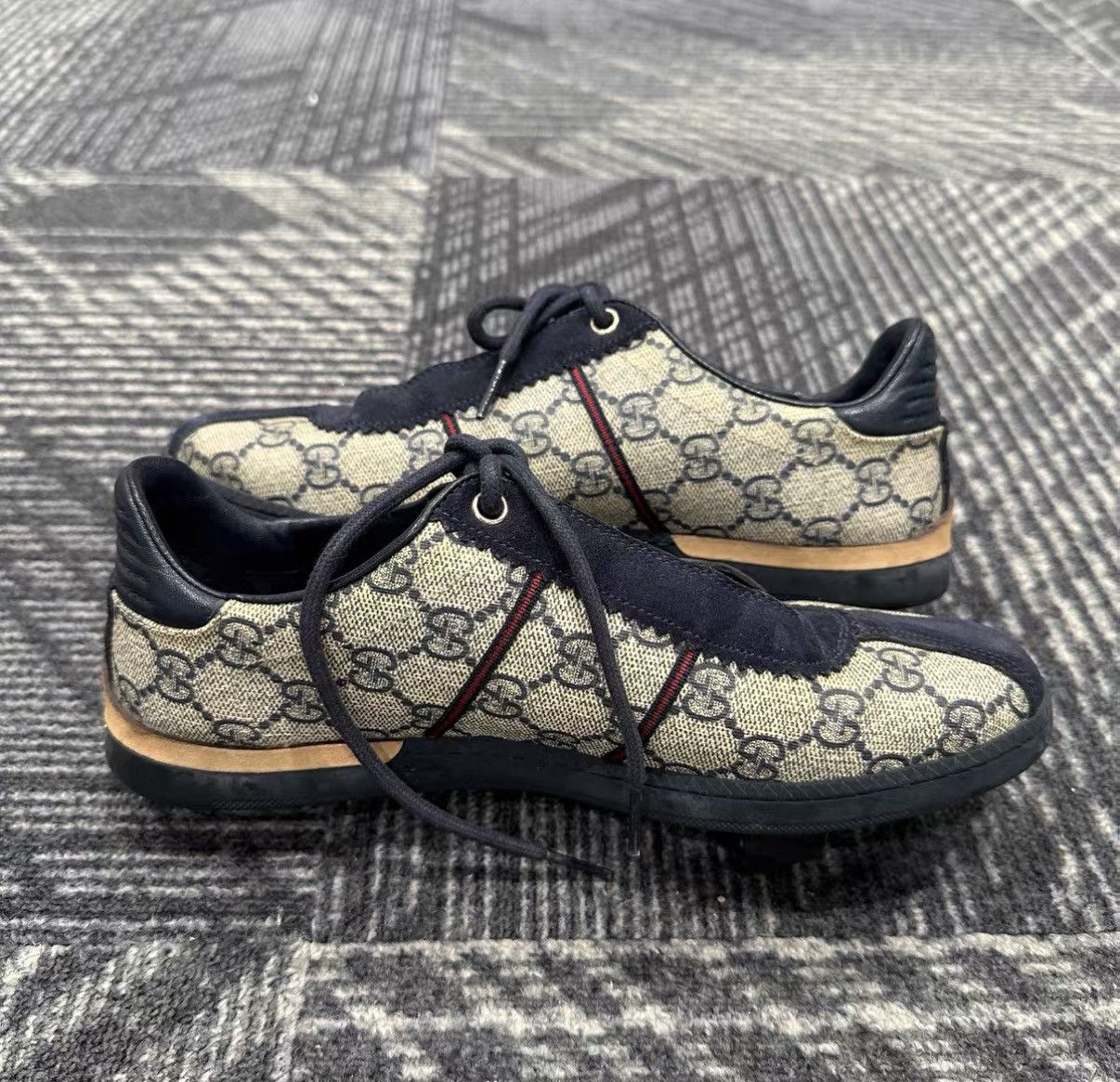 Gucci Gucci Interlocking G Monogram Canvas Sneakers J42 Size US 5.5 / IT 35.5 - 5 Thumbnail
