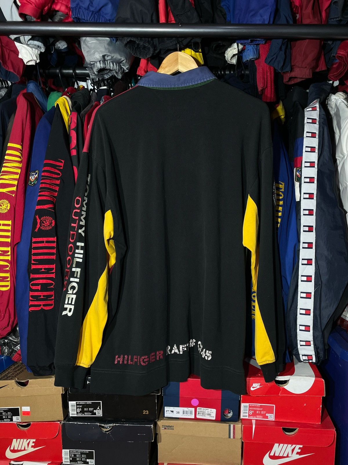 Tommy Hilfiger × Vintage Polo T-shirt Tommy Hilfiger Outdoors 90’s Vintage Size US L / EU 52-54 / 3 - 3 Thumbnail