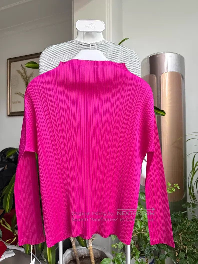 Issey Miyake Issey Miyake Deep Pink High Neck Long Sleeve T-Shirt Size L / US 10 / IT 46 - 2 Thumbnail
