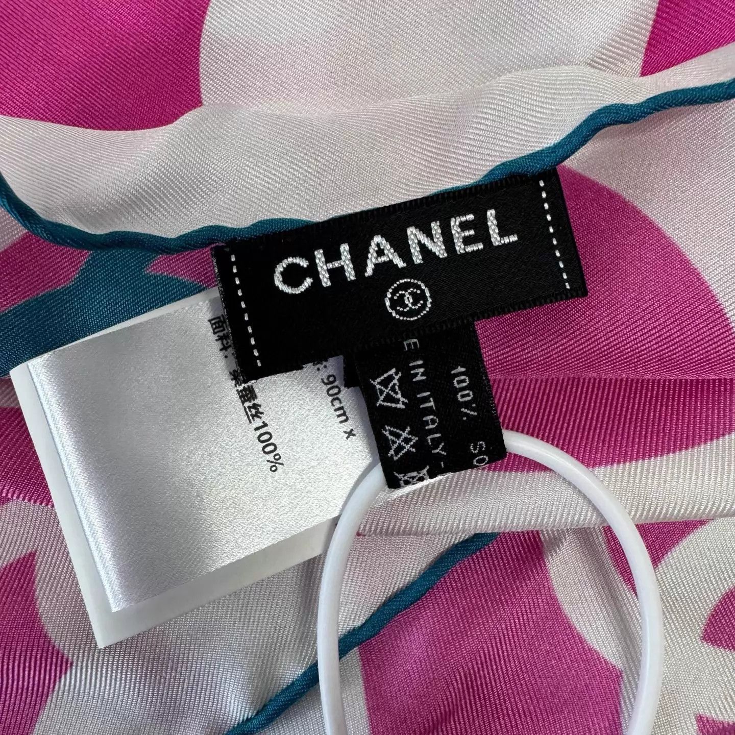 Chanel Chanel Pink & White Wave CC Logo Scarf 90cm 99New Size ONE SIZE - 4 Thumbnail