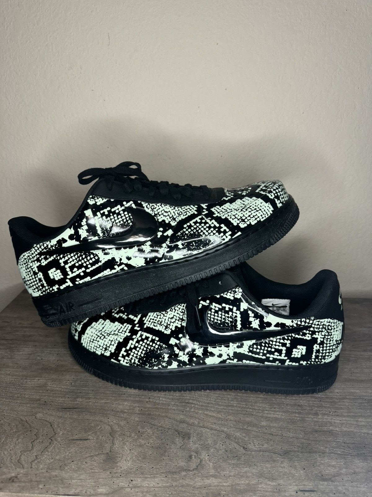 Nike Nike Air Force 1 Foamposite Pro Cup ‘Glow Snakeskin’ Size US 14 / EU 47 - 1 Thumbnail