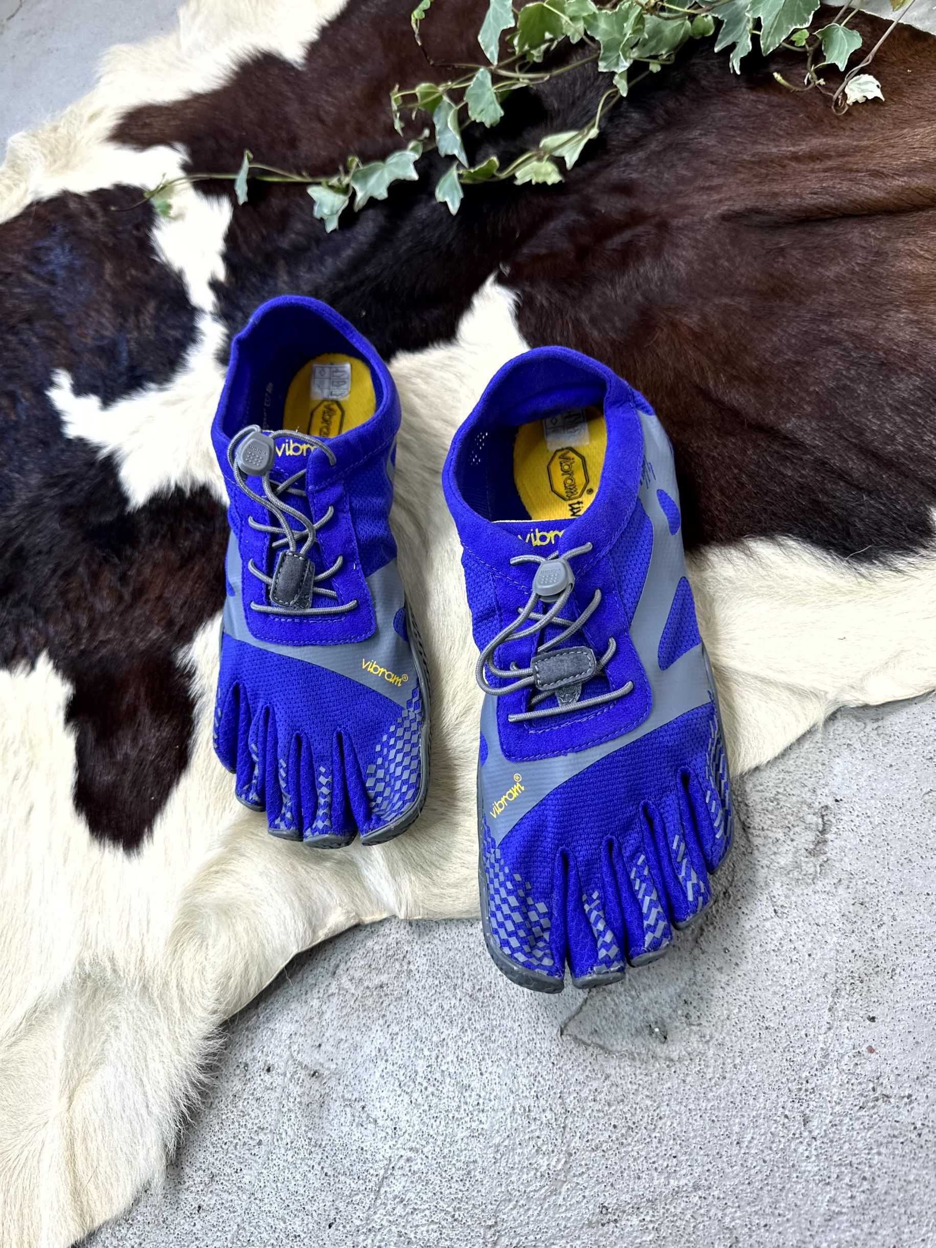 Vibram Five Fingers Vibram Size US 8 / EU 41 - 1 Thumbnail