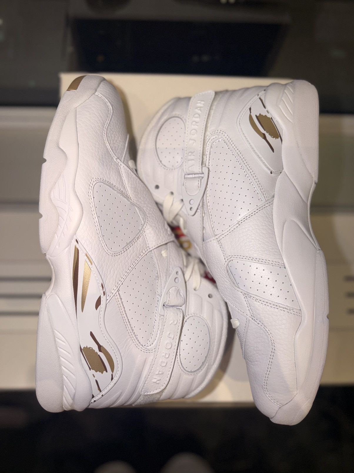 Jordan Brand × October's Very Own 2018 OVO Air Jordan VIII (8) Size US 12 / EU 45 - 2 Thumbnail