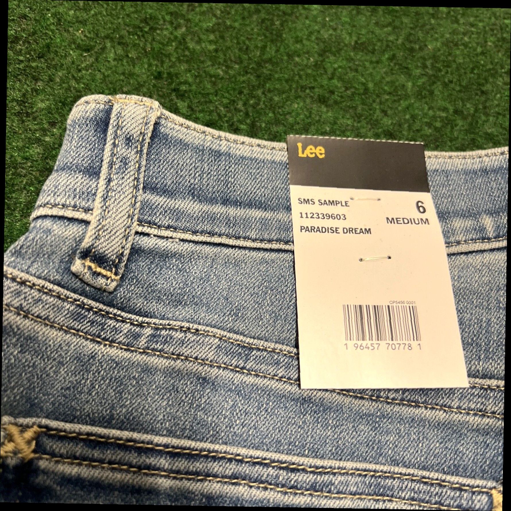 Lee NEW Lee Women Size 6 M Regular Fit Mid Rise Paradise Dream Blue Jeans Size 28" / US 6 / IT 42 - 3 Thumbnail