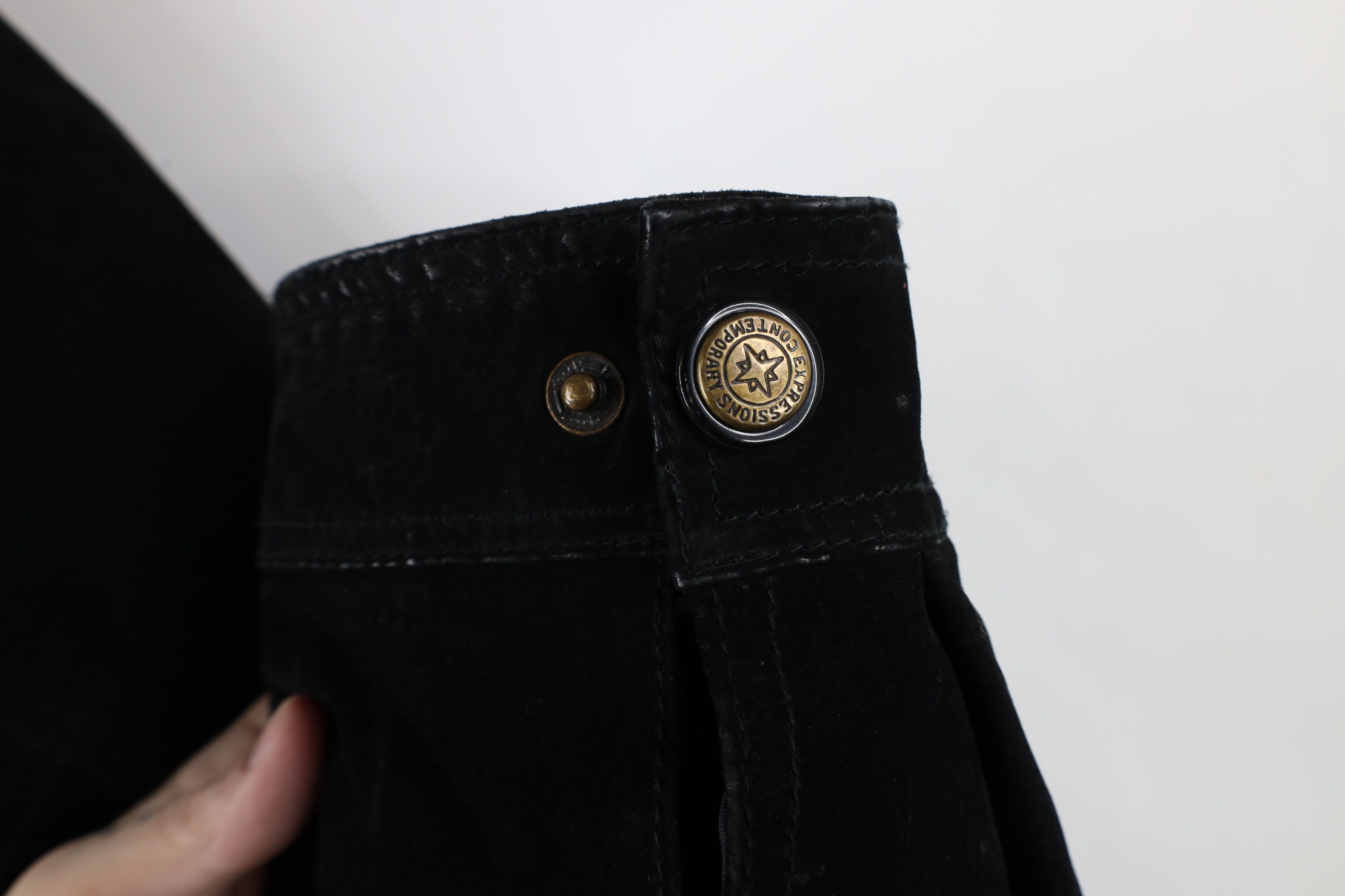 Vintage Vintage 90s Streetwear Quilted Suede Leather Bomber Jacket Size US L / EU 52-54 / 3 - 10 Thumbnail