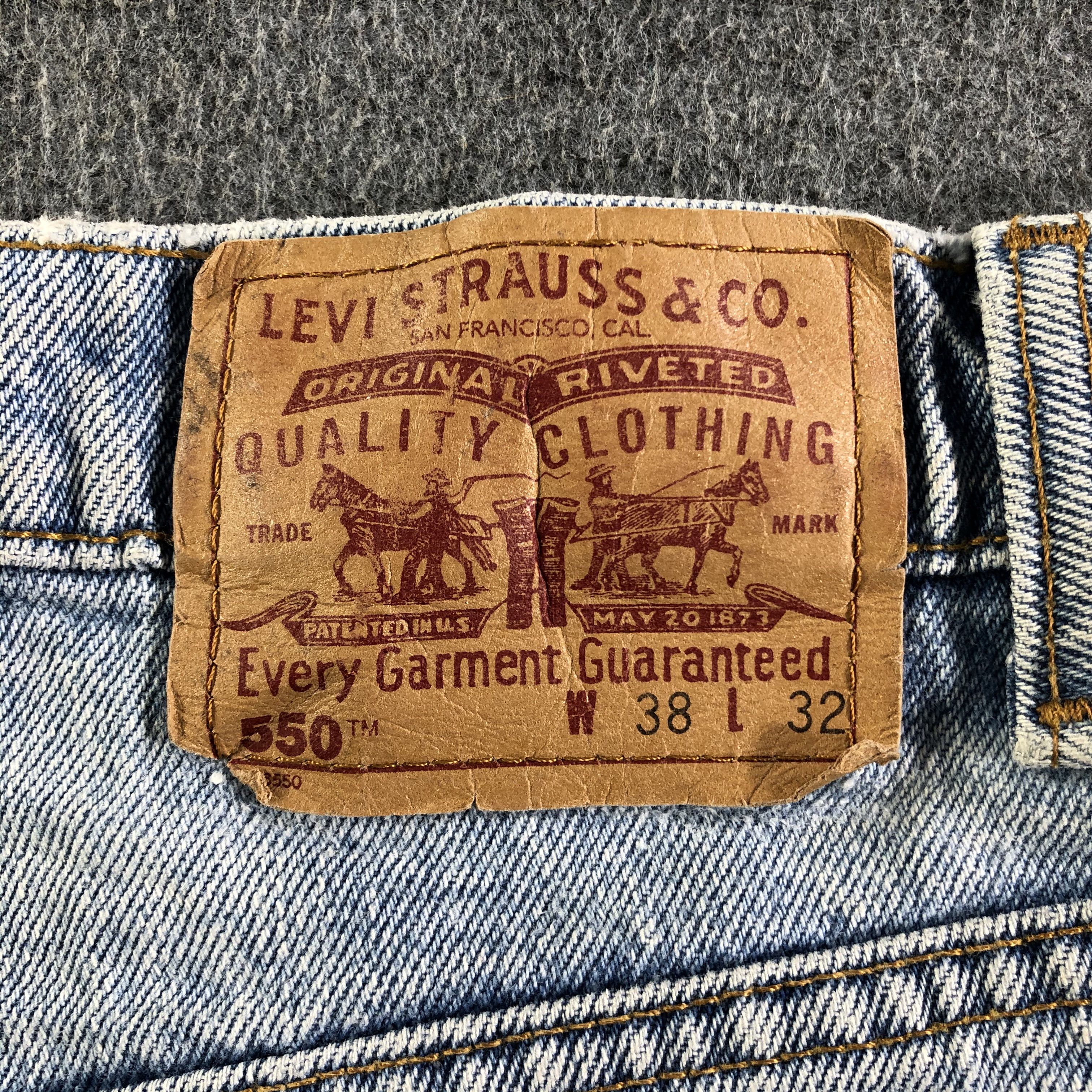 Levi's 90s Vintage Light Wash Levis 550 Jeans-J4515 Size US 37 - 5 Thumbnail