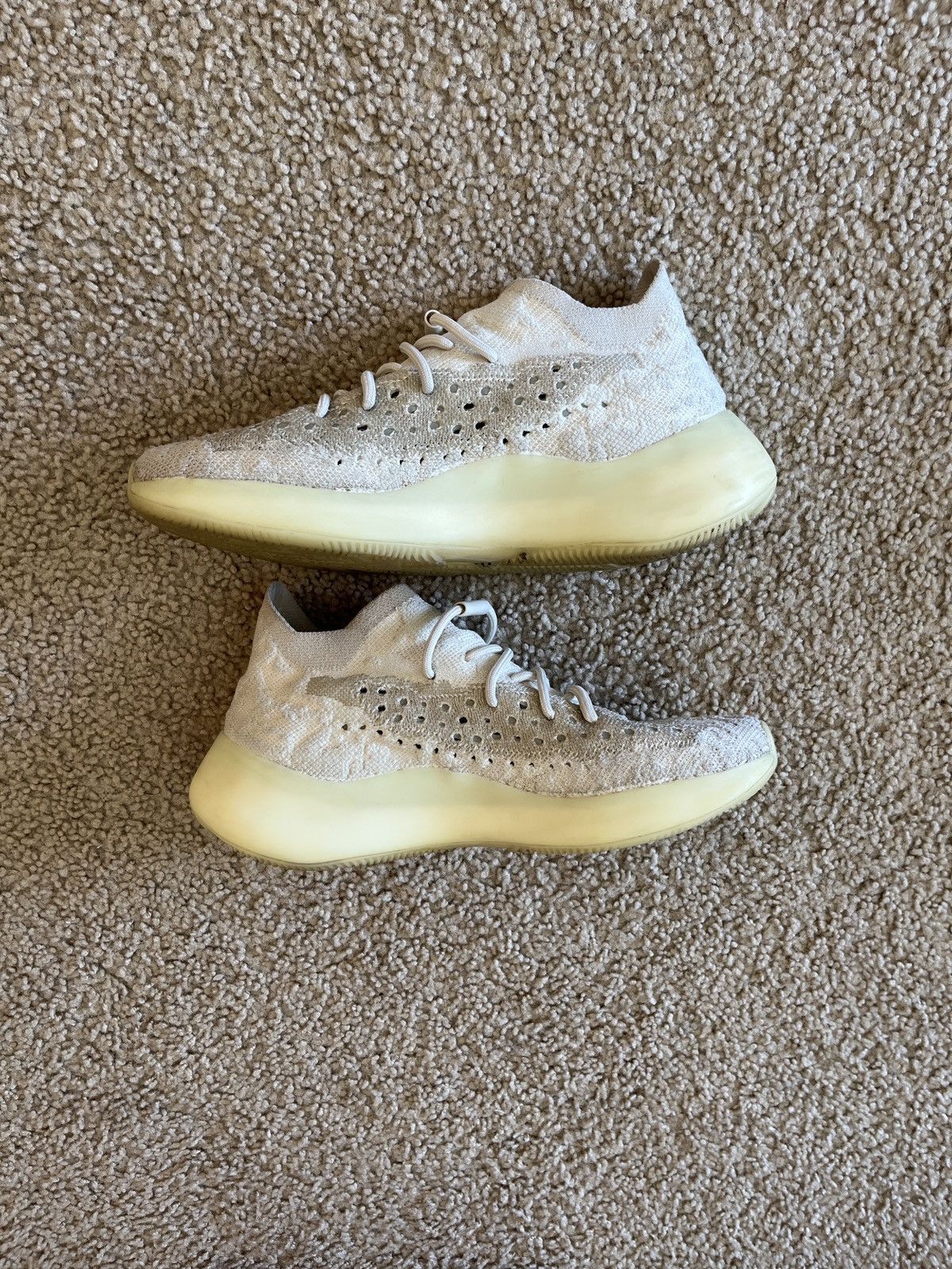 Yeezy Yeezy 360 Calcite Glow Size US 10 / EU 43 - 3 Thumbnail
